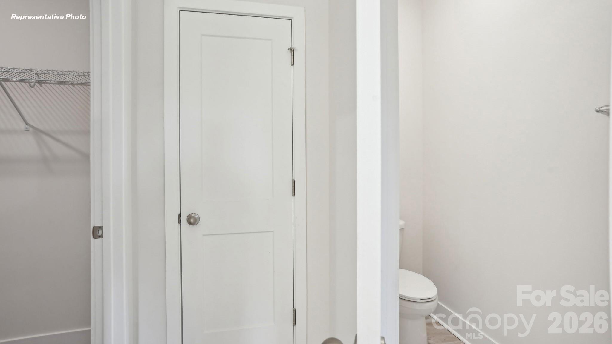 3260 Oberon Street — York