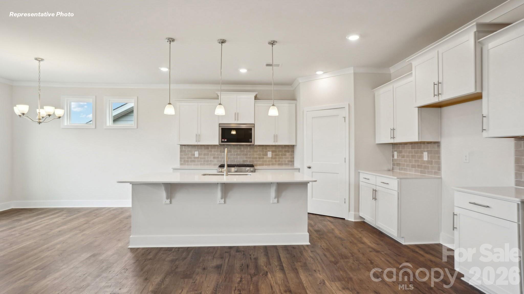 3260 Oberon Street — York