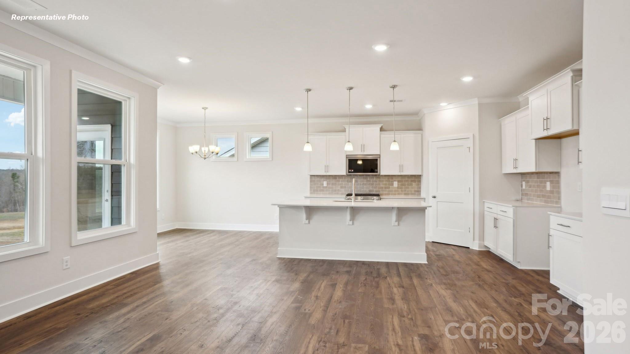 3260 Oberon Street — York