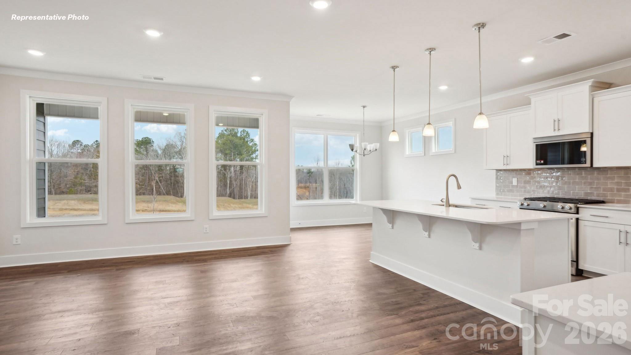 3260 Oberon Street — York