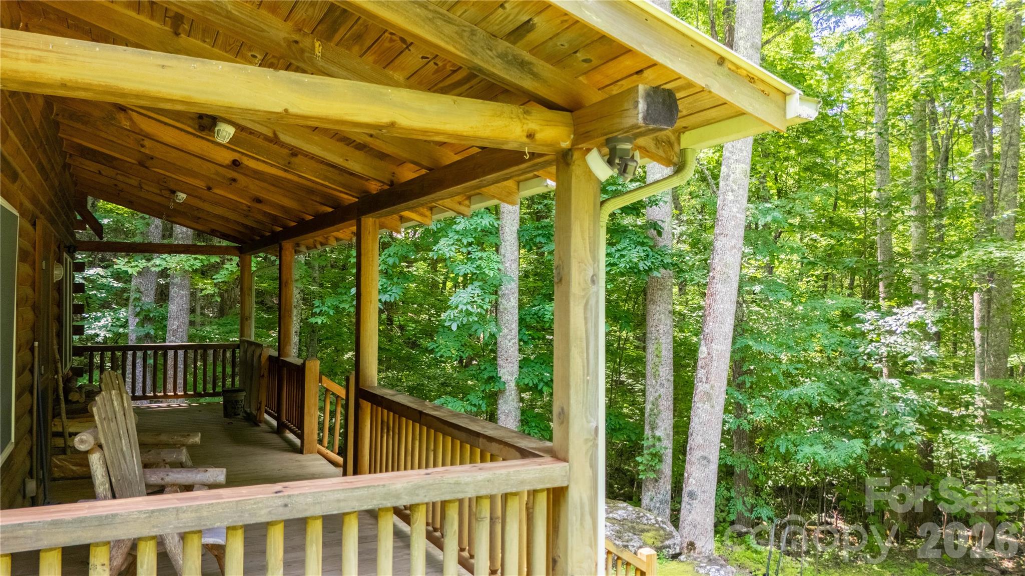 400 Amber Drive — Bakersville