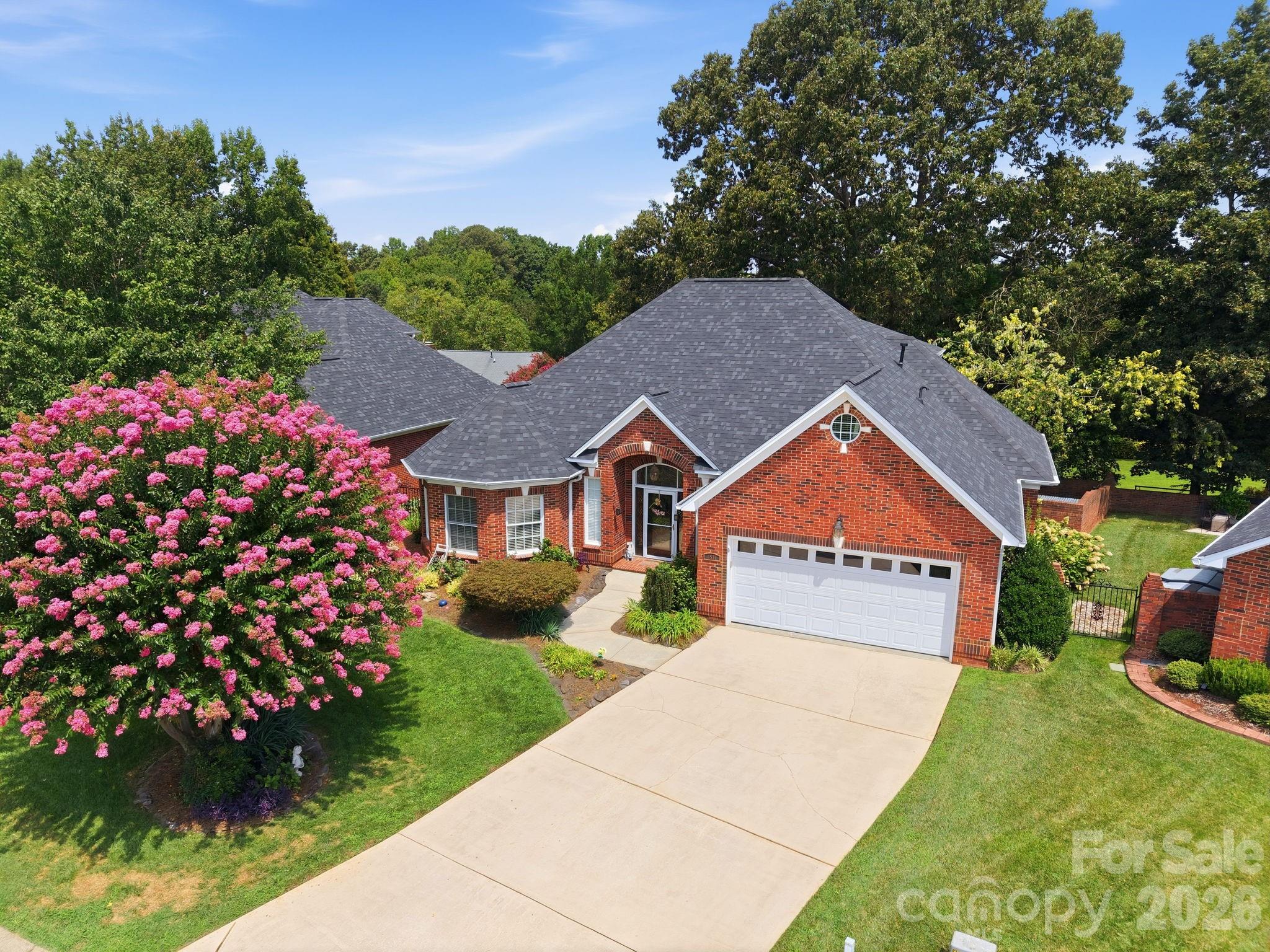 1511 Elkhart Circle — Gastonia