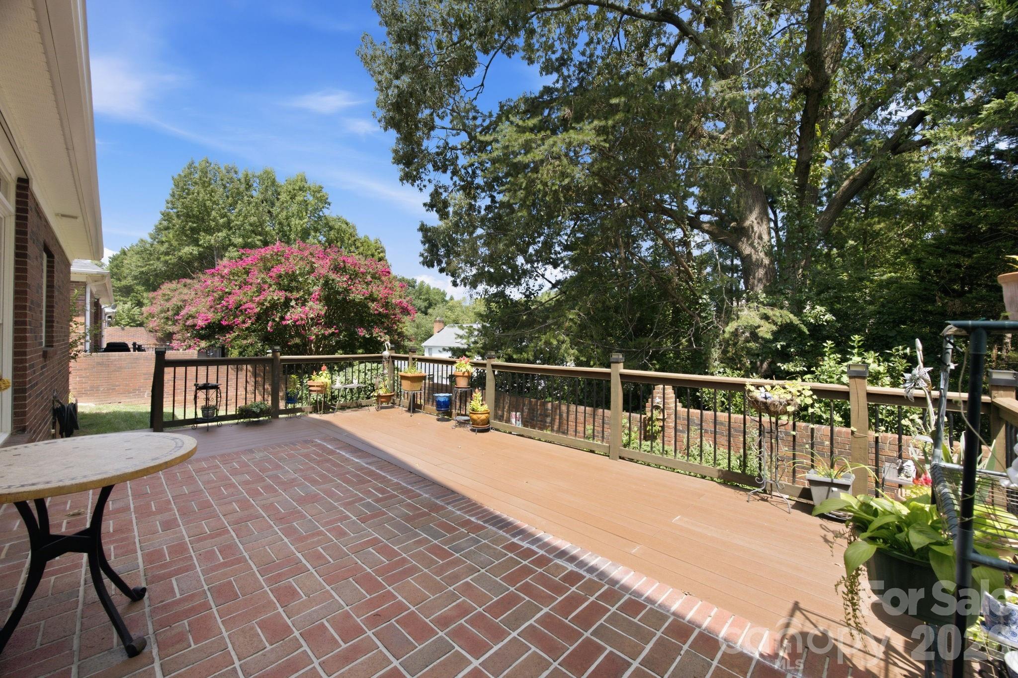 1511 Elkhart Circle — Gastonia