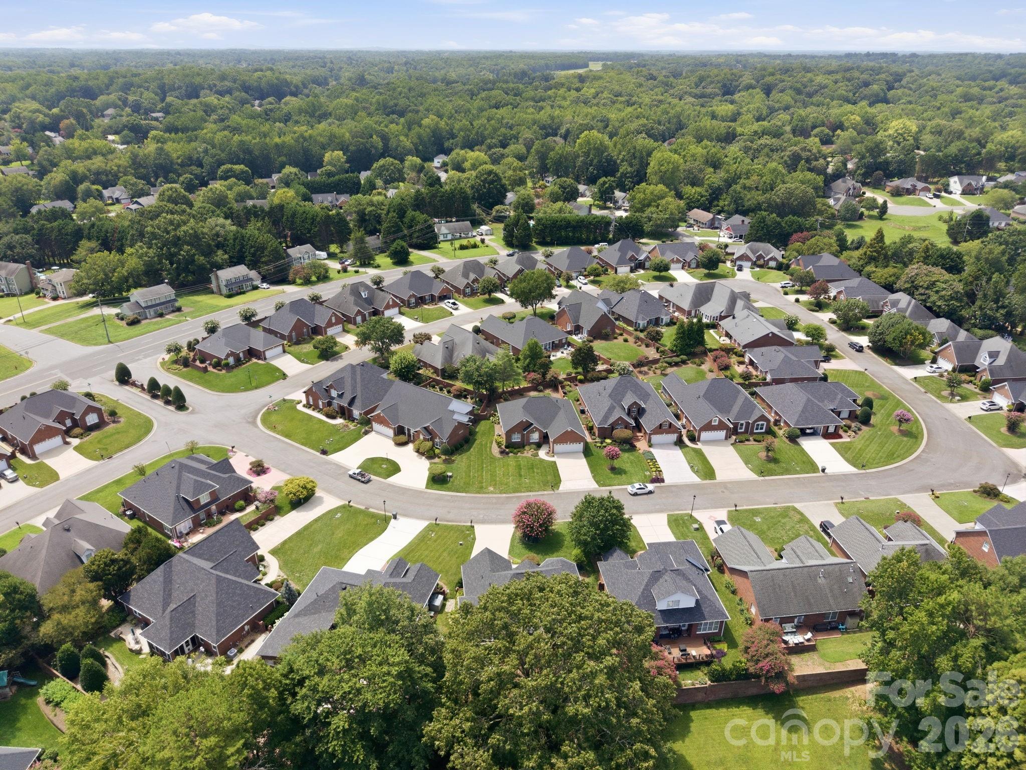 1511 Elkhart Circle — Gastonia
