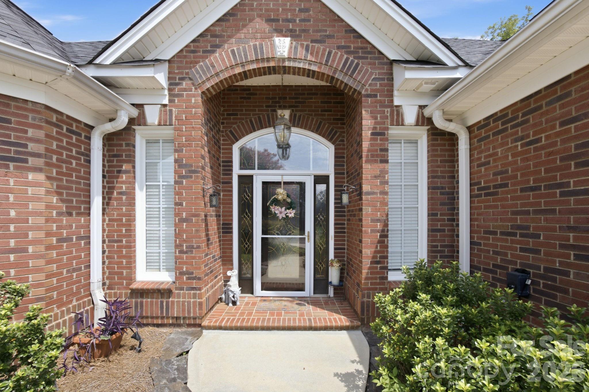 1511 Elkhart Circle — Gastonia