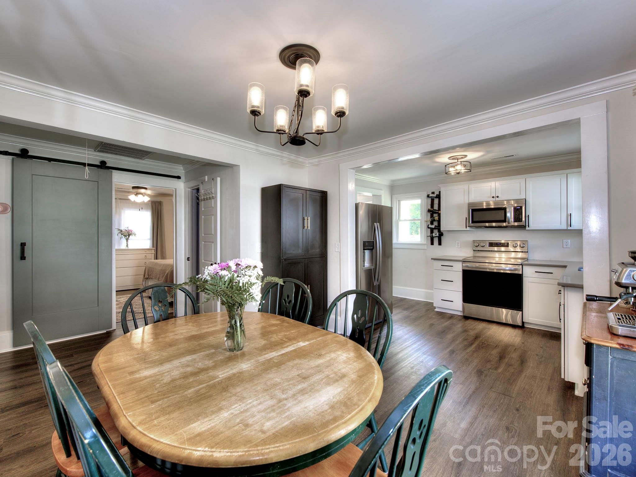 328 Piedmont Avenue — Mount Holly