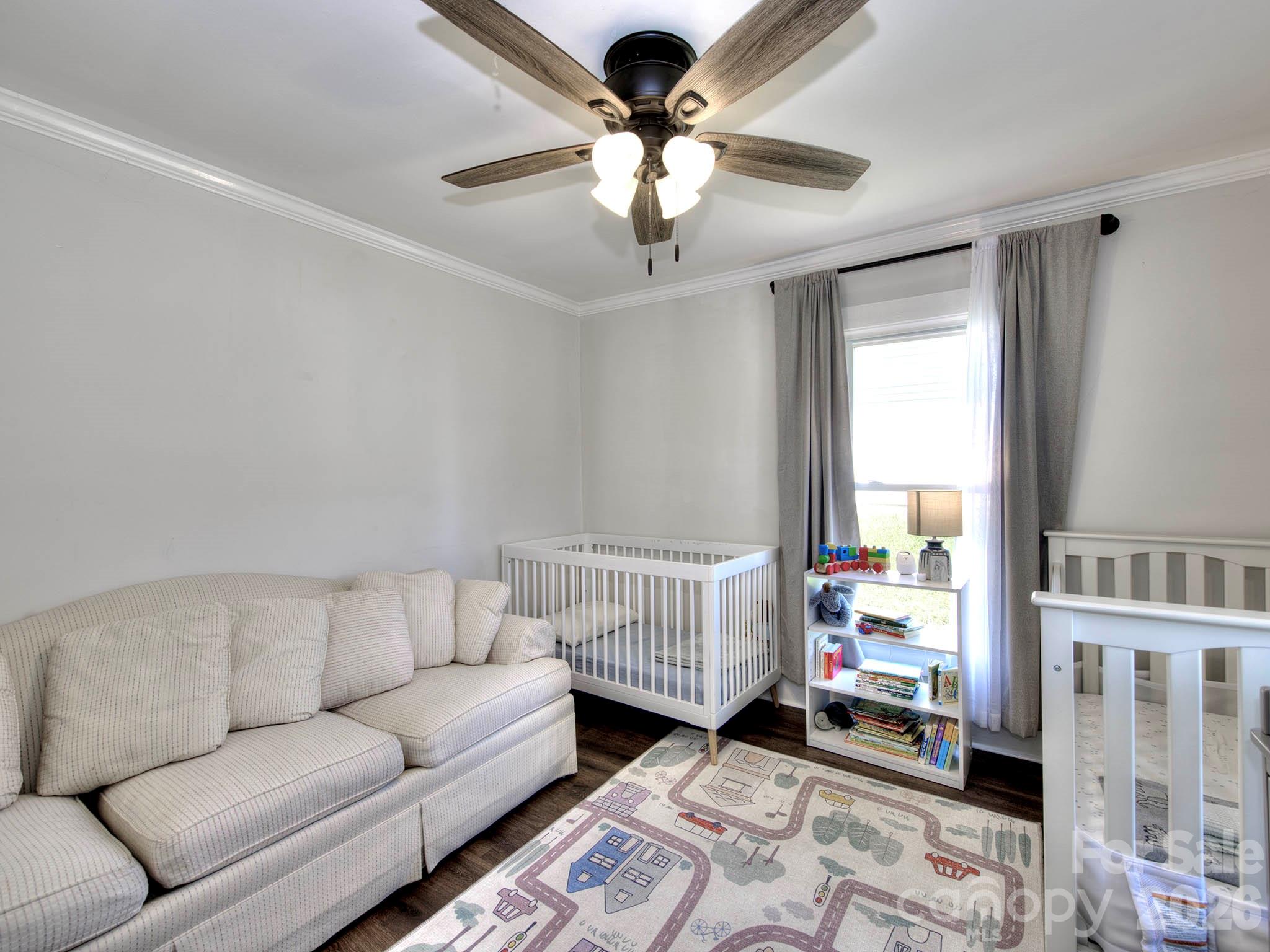 328 Piedmont Avenue — Mount Holly