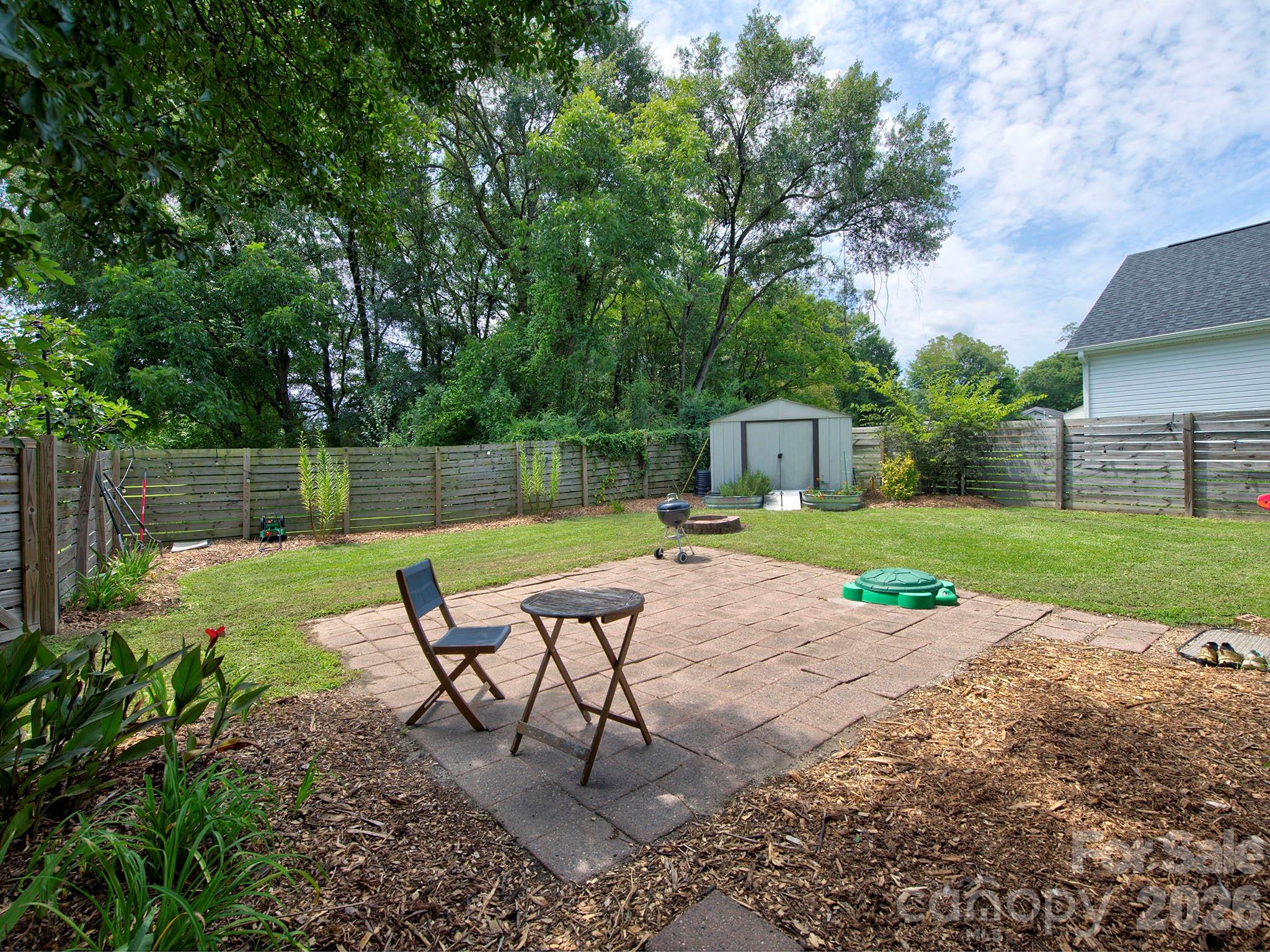 328 Piedmont Avenue — Mount Holly