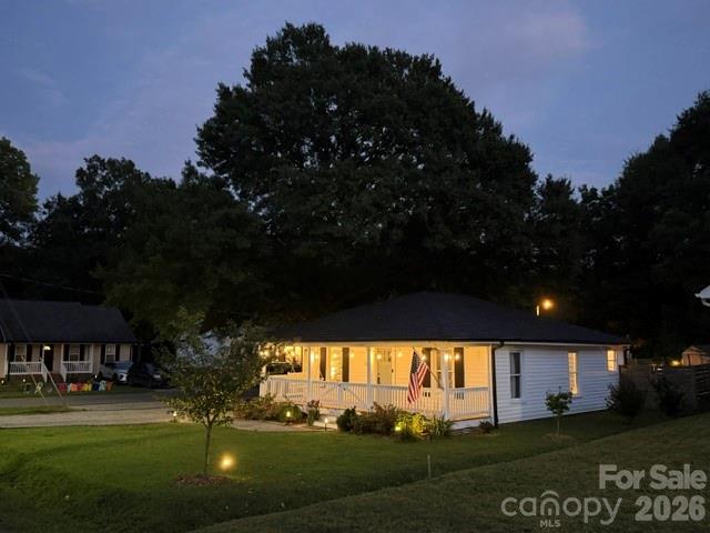 328 Piedmont Avenue — Mount Holly