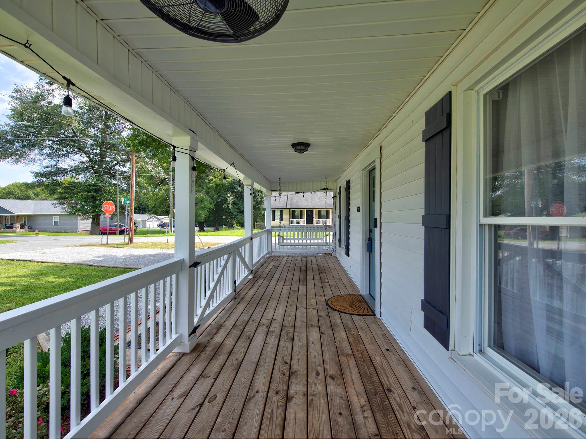328 Piedmont Avenue — Mount Holly
