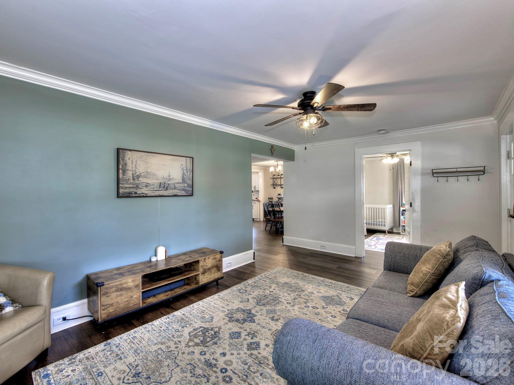 328 Piedmont Avenue — Mount Holly