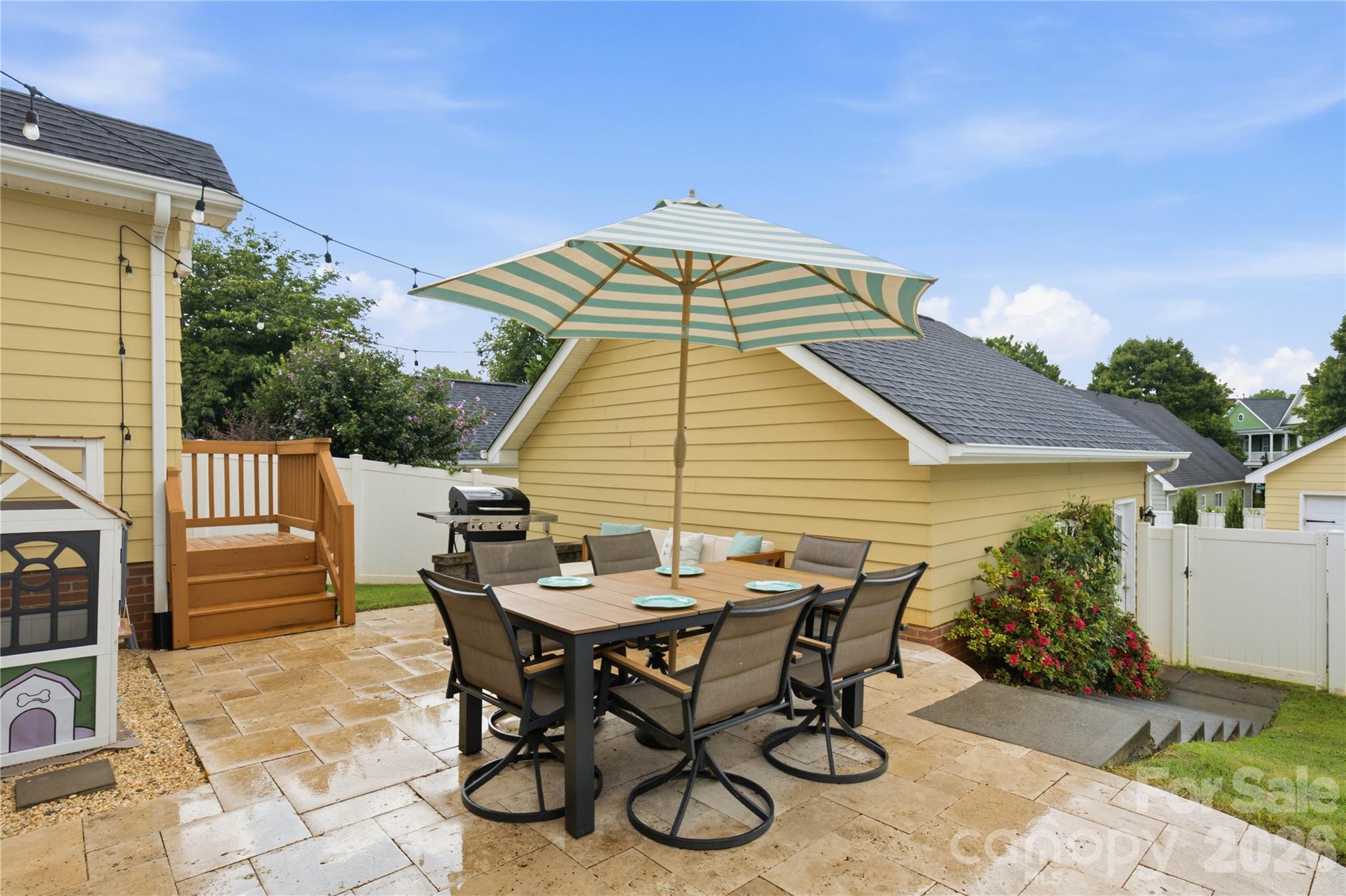 15732 Millbank Street — Huntersville