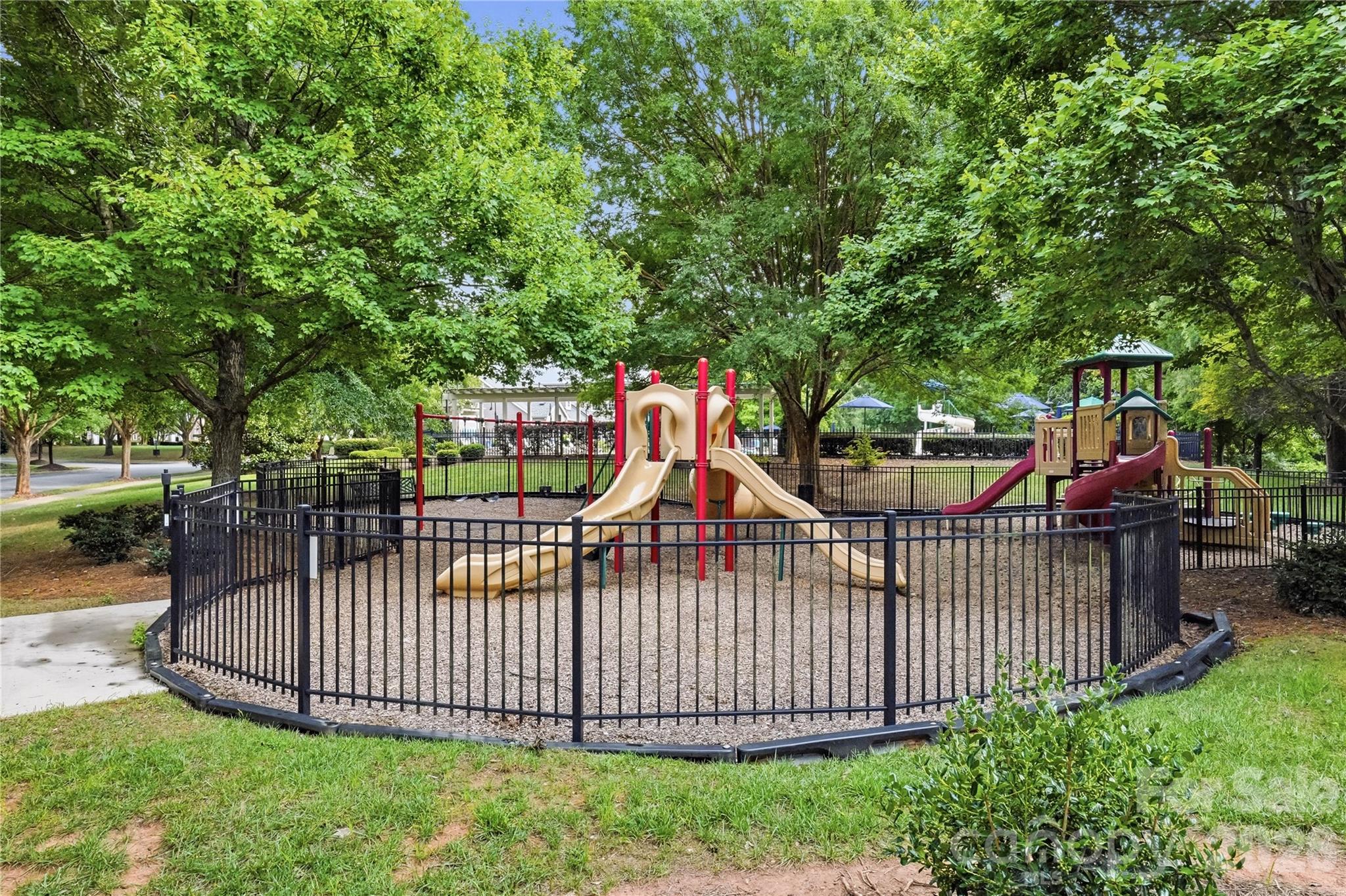 15732 Millbank Street — Huntersville