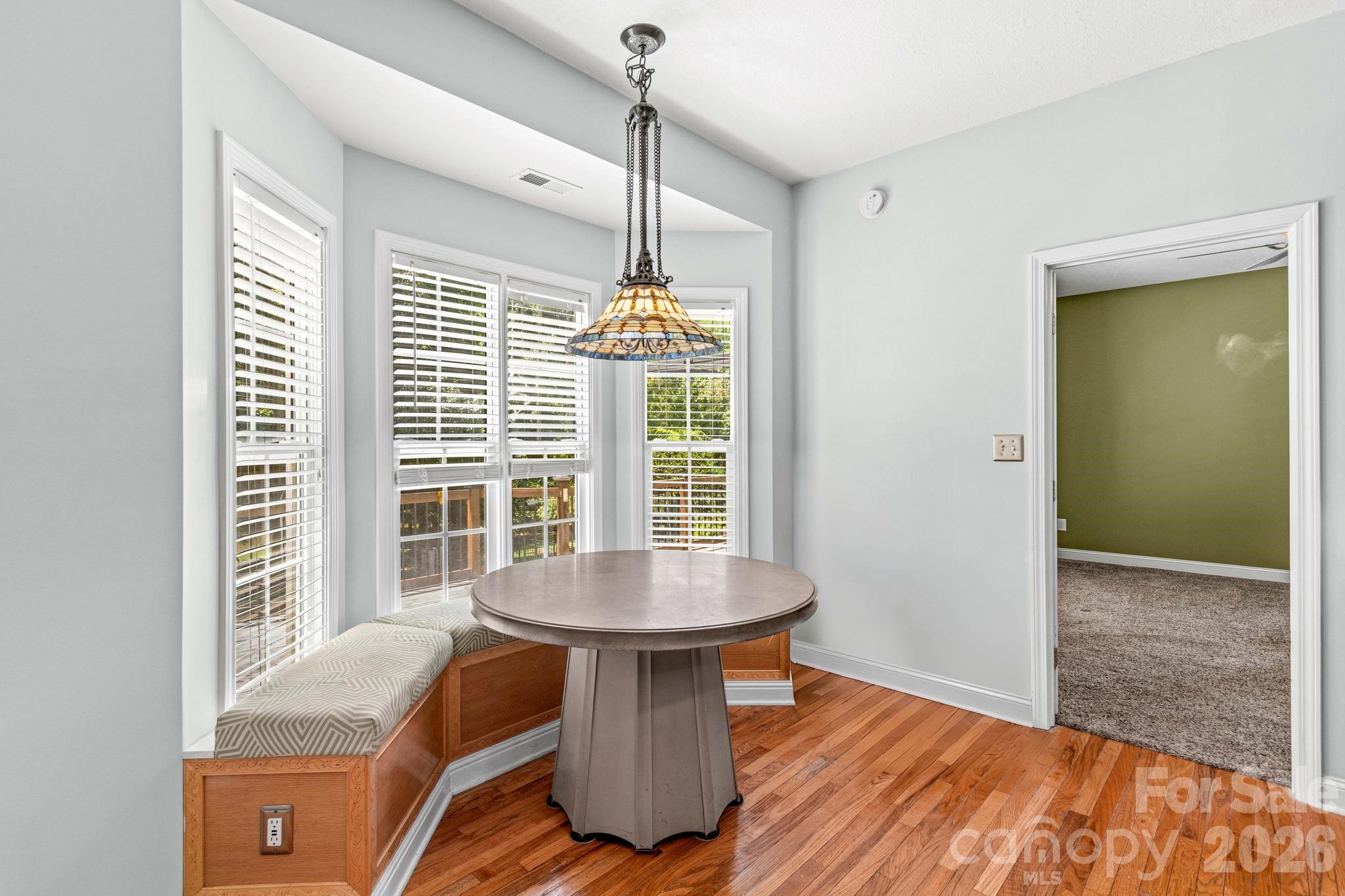 276 Falcon Crest Lane — Salisbury