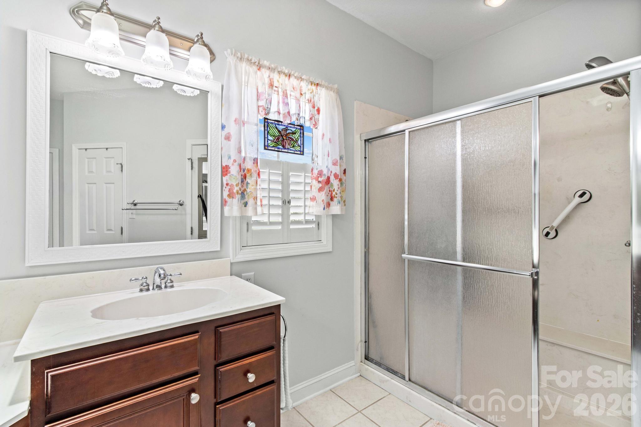 276 Falcon Crest Lane — Salisbury