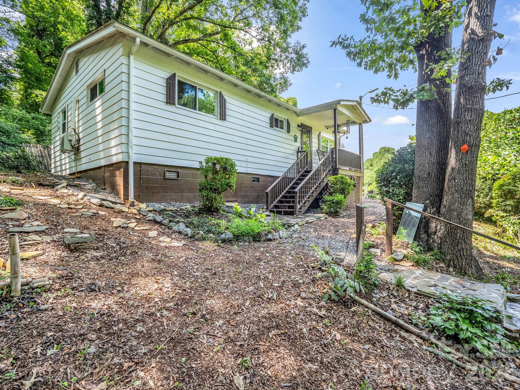 333 N Meridian Street — Rutherfordton