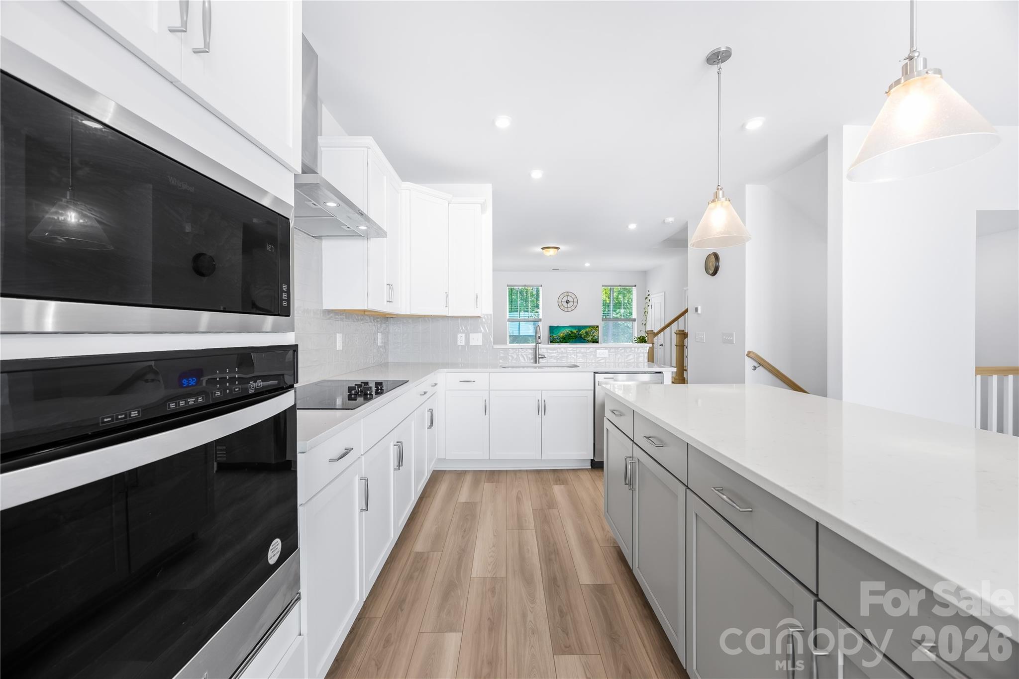 12133 Storm Lane — Charlotte