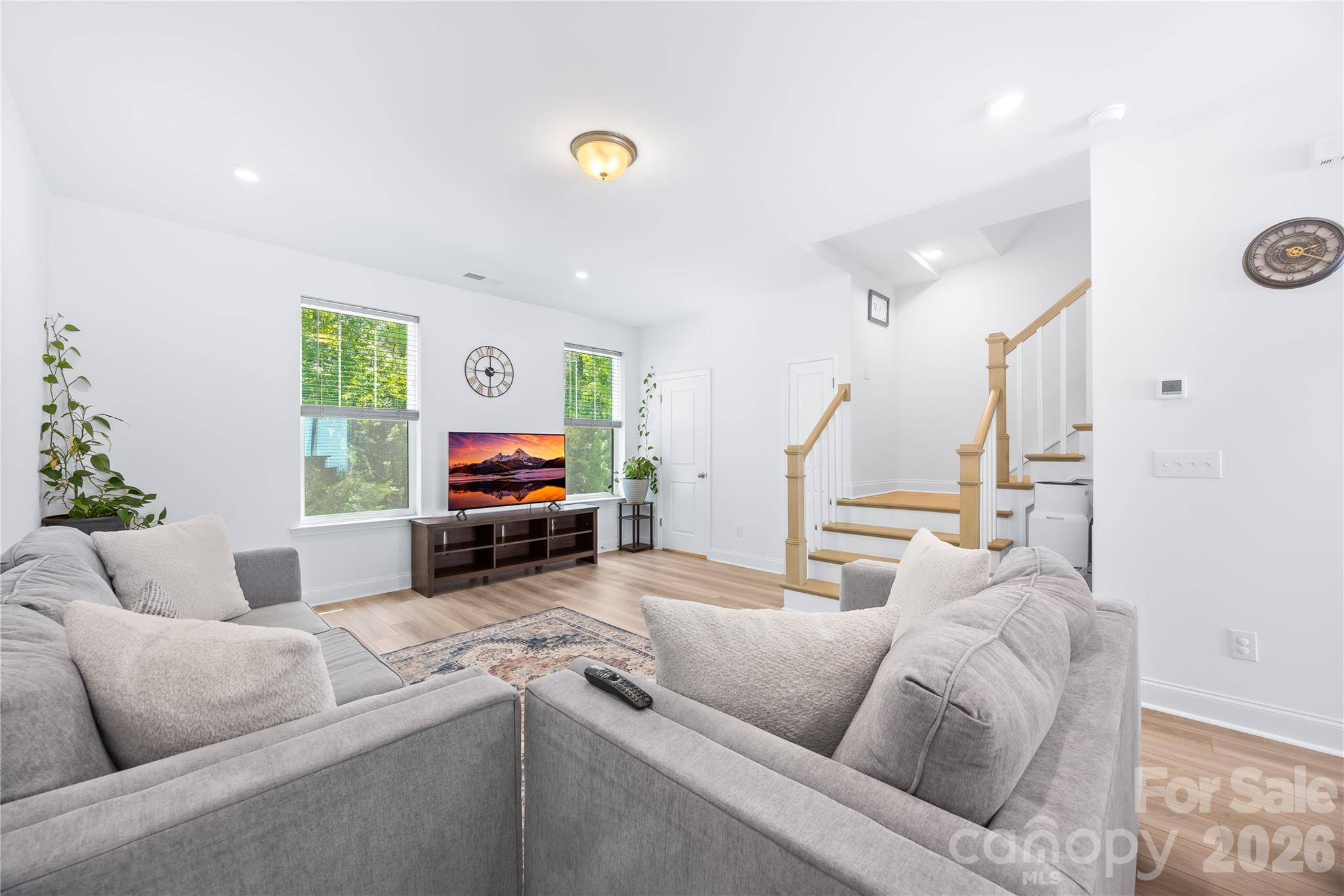 12133 Storm Lane — Charlotte