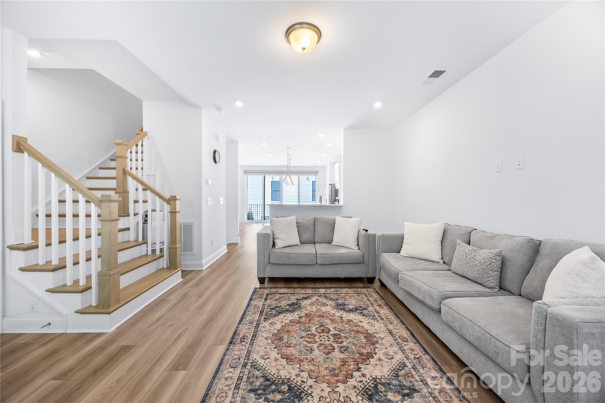 12133 Storm Lane — Charlotte