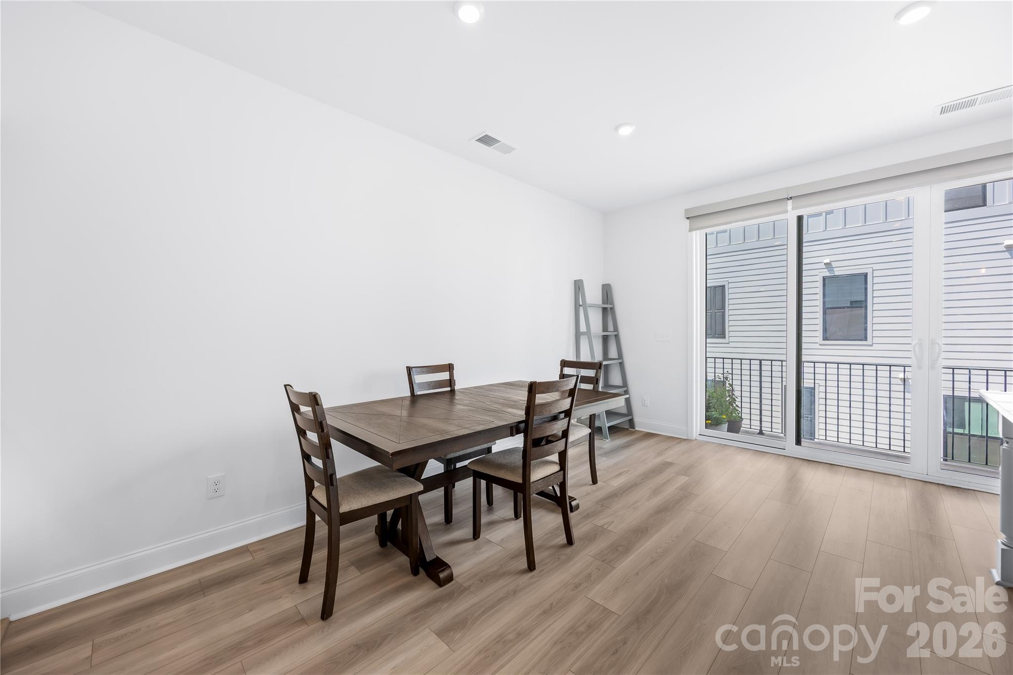 12133 Storm Lane — Charlotte
