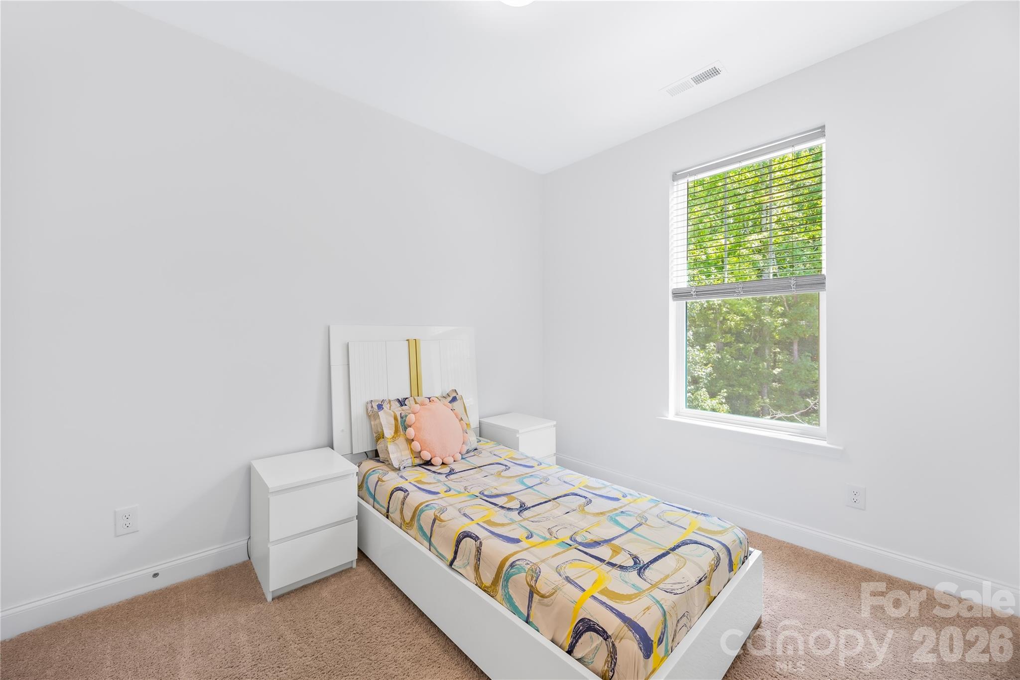 12133 Storm Lane — Charlotte