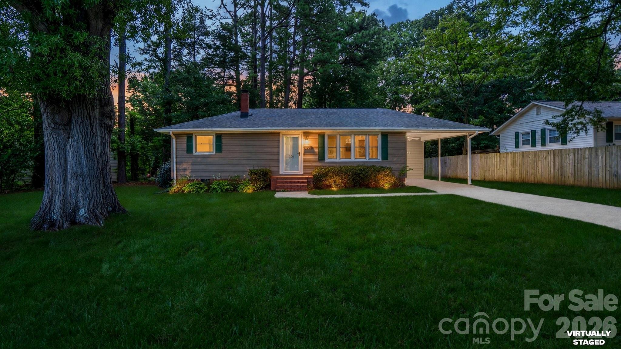 902 Dogwood Drive — Gastonia