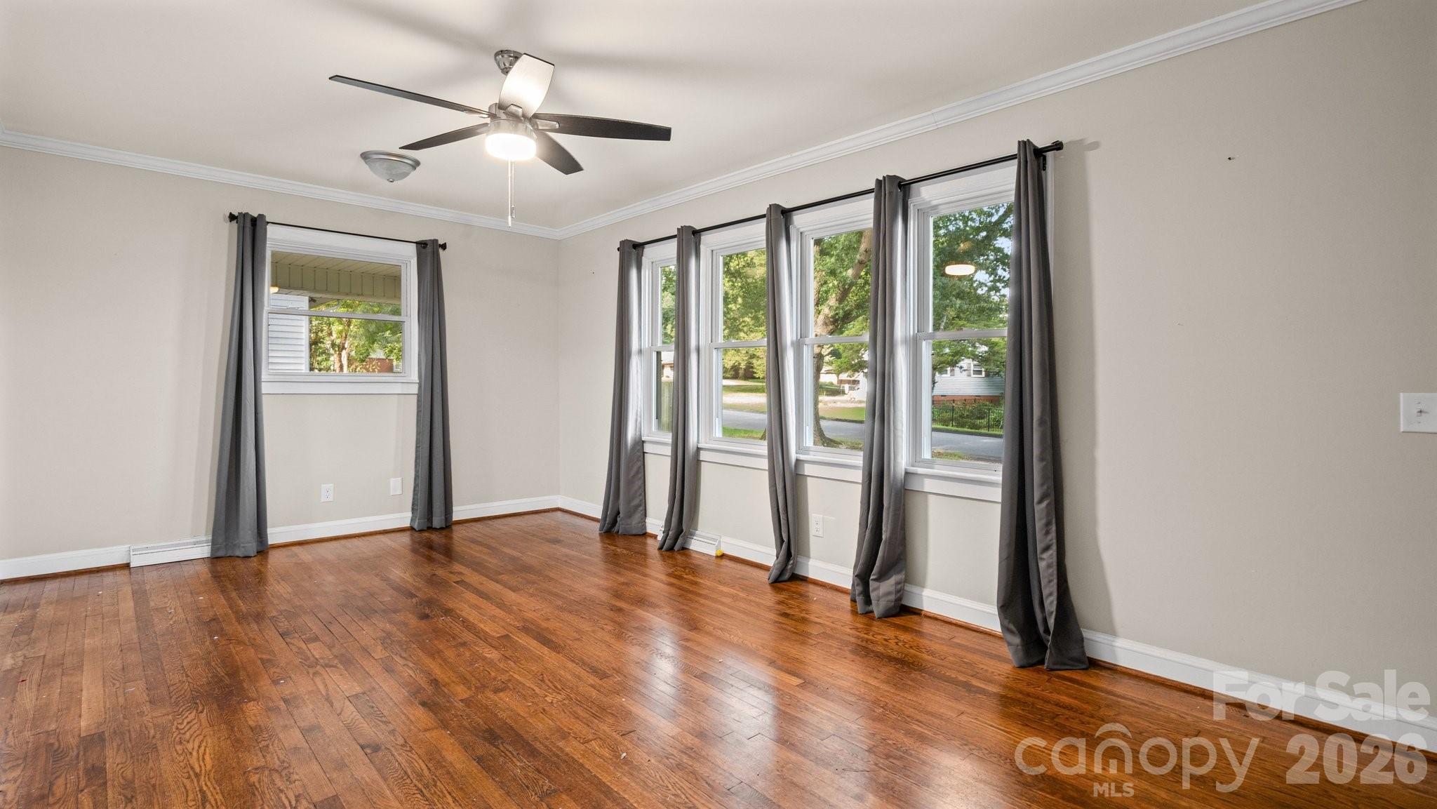 902 Dogwood Drive — Gastonia