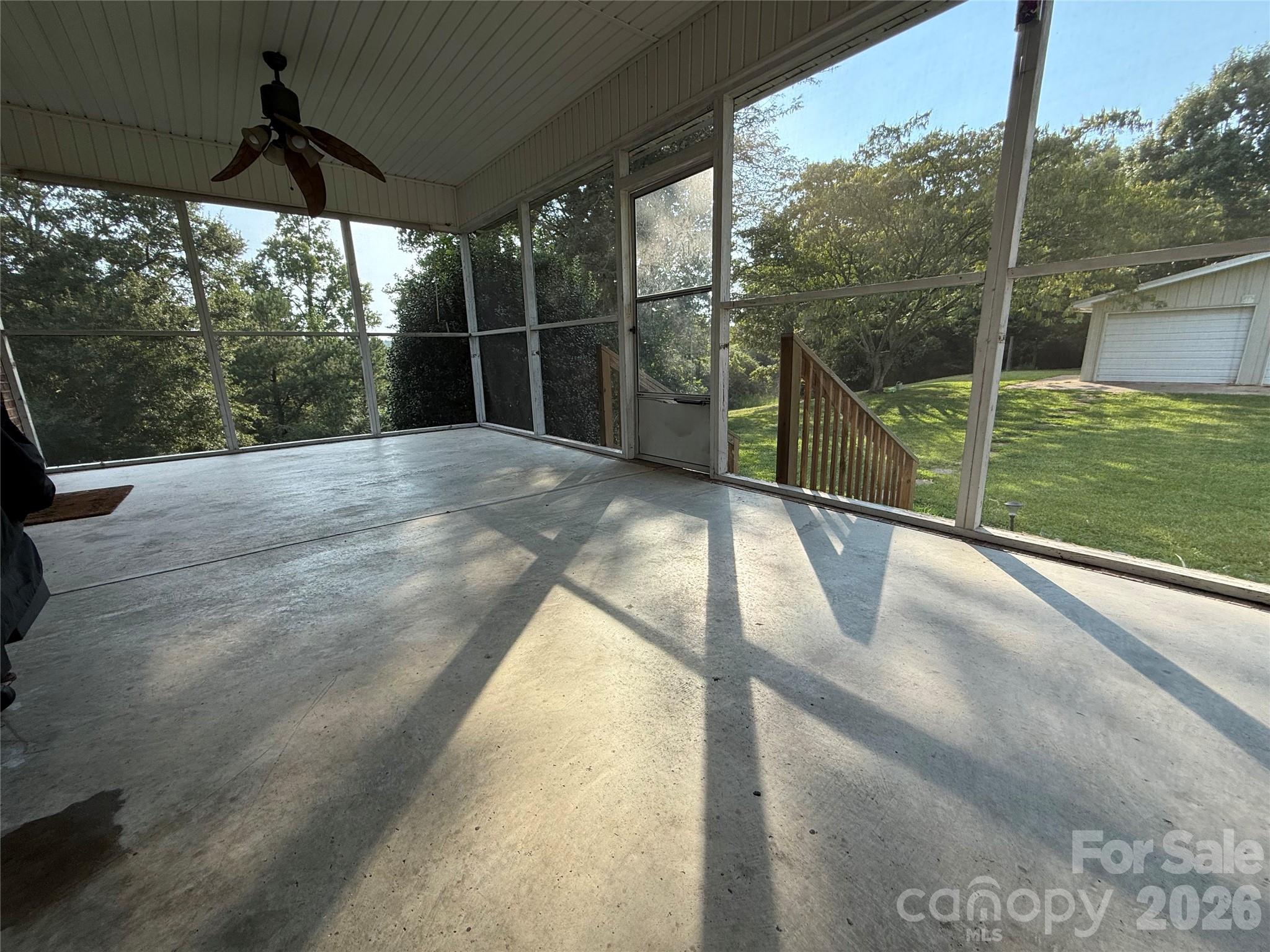 123 JL Love Road — Jefferson