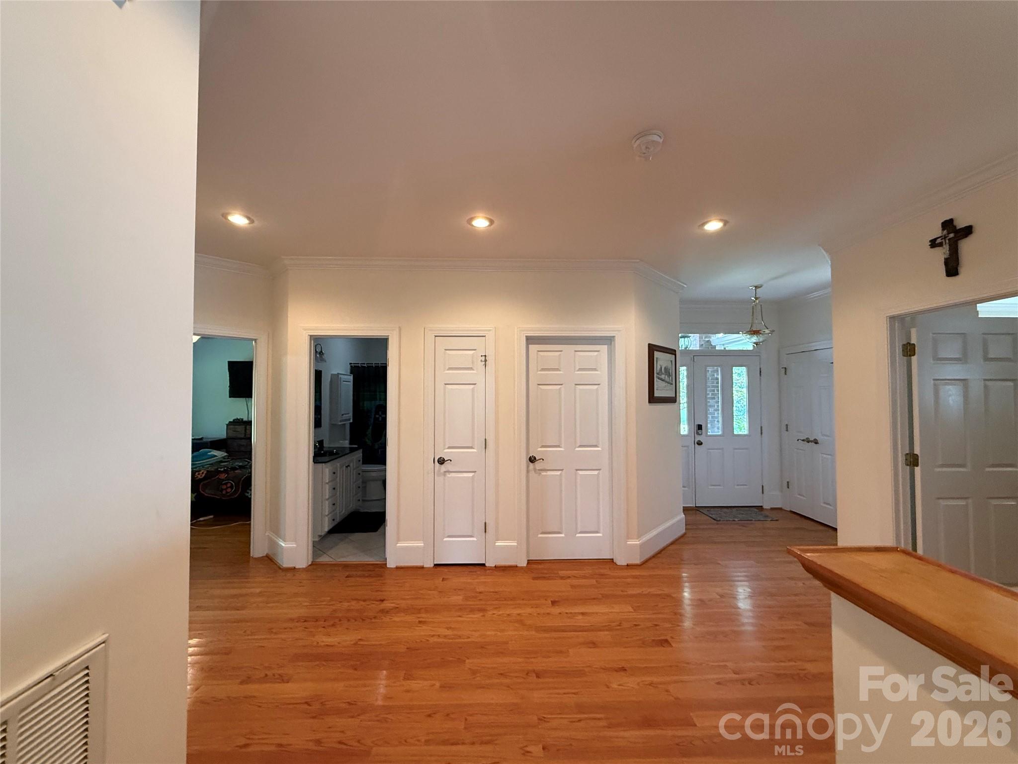 123 JL Love Road — Jefferson