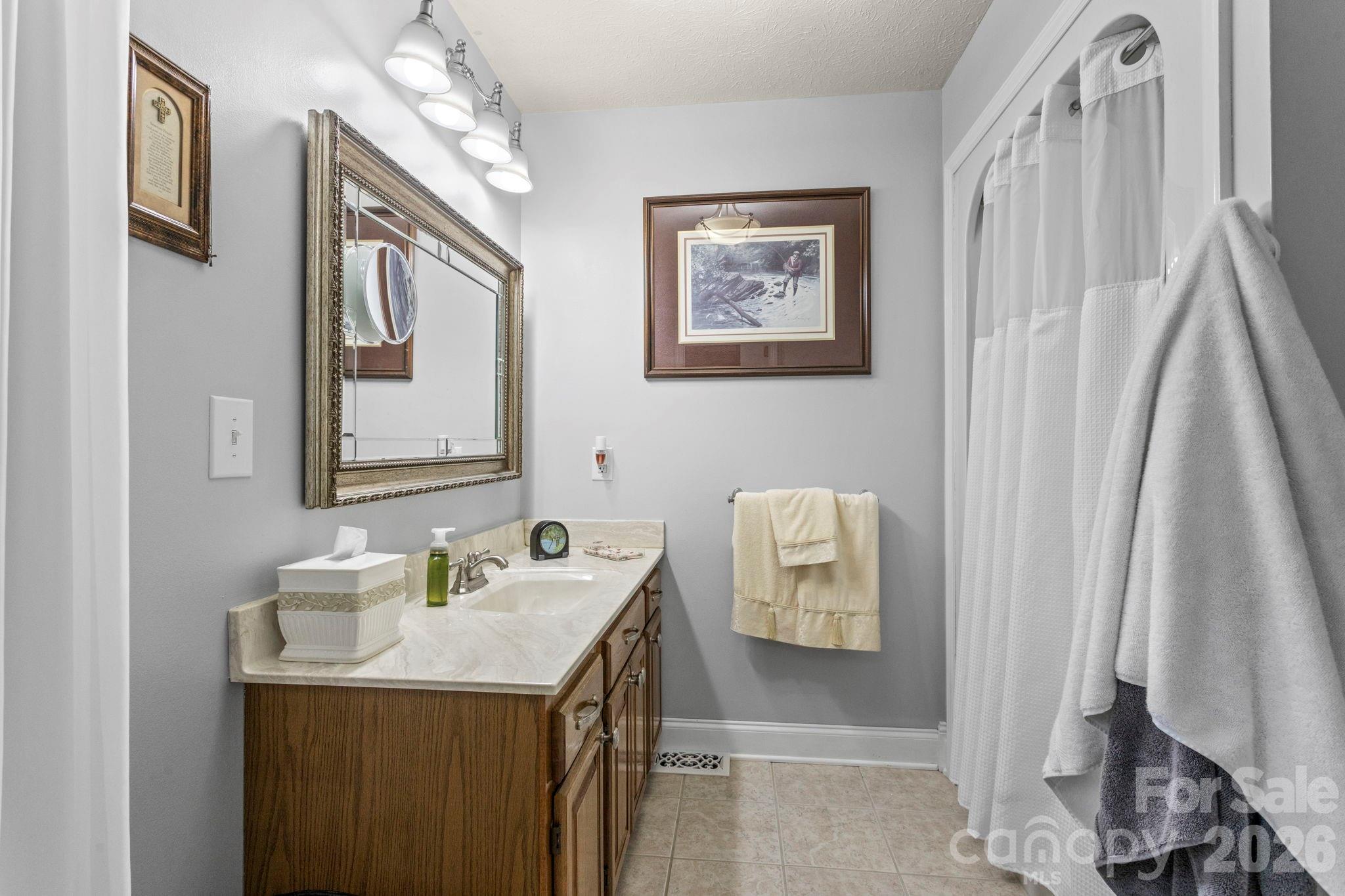 231 Kimberly Ann Drive — Hendersonville