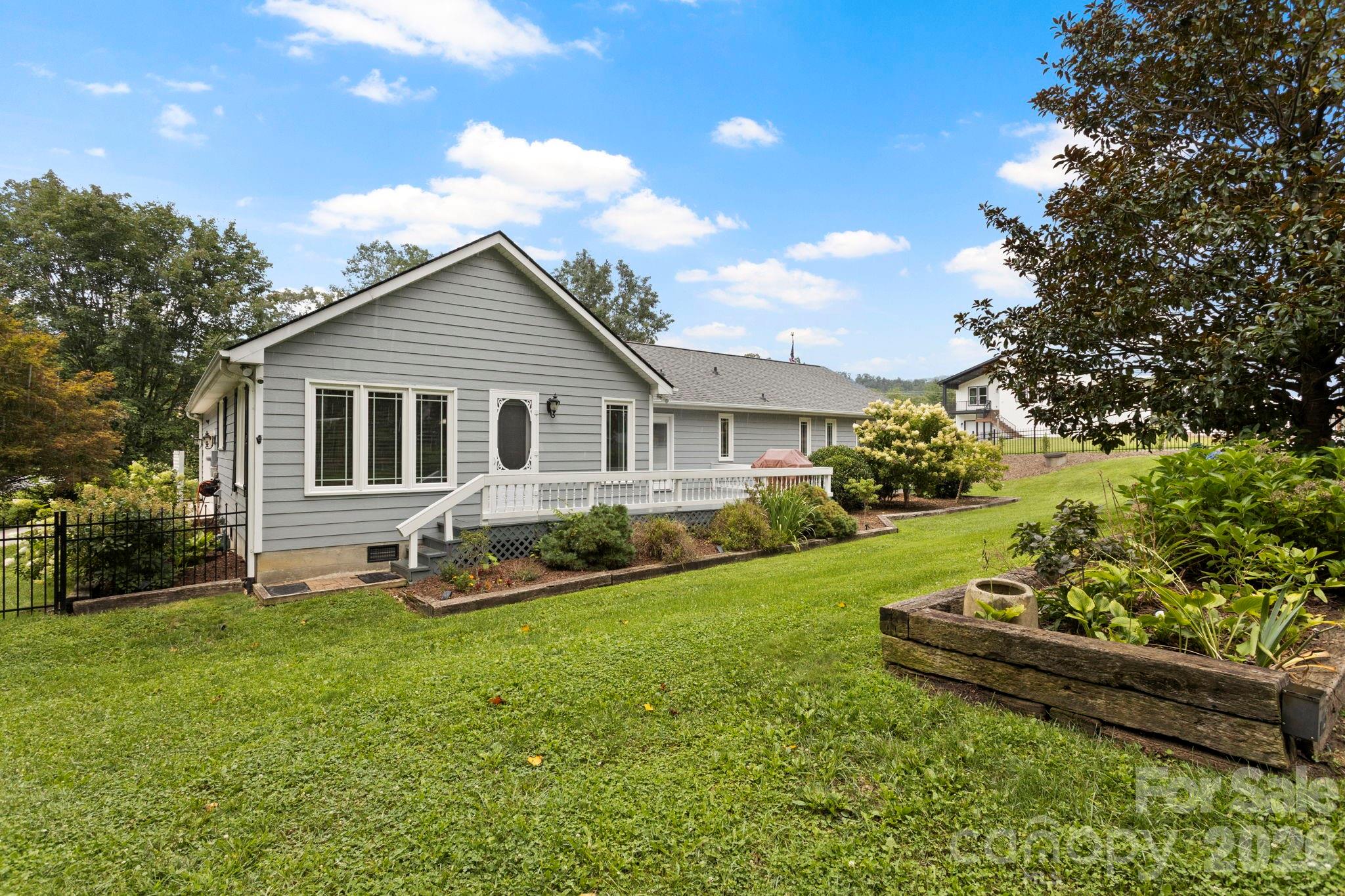 231 Kimberly Ann Drive — Hendersonville