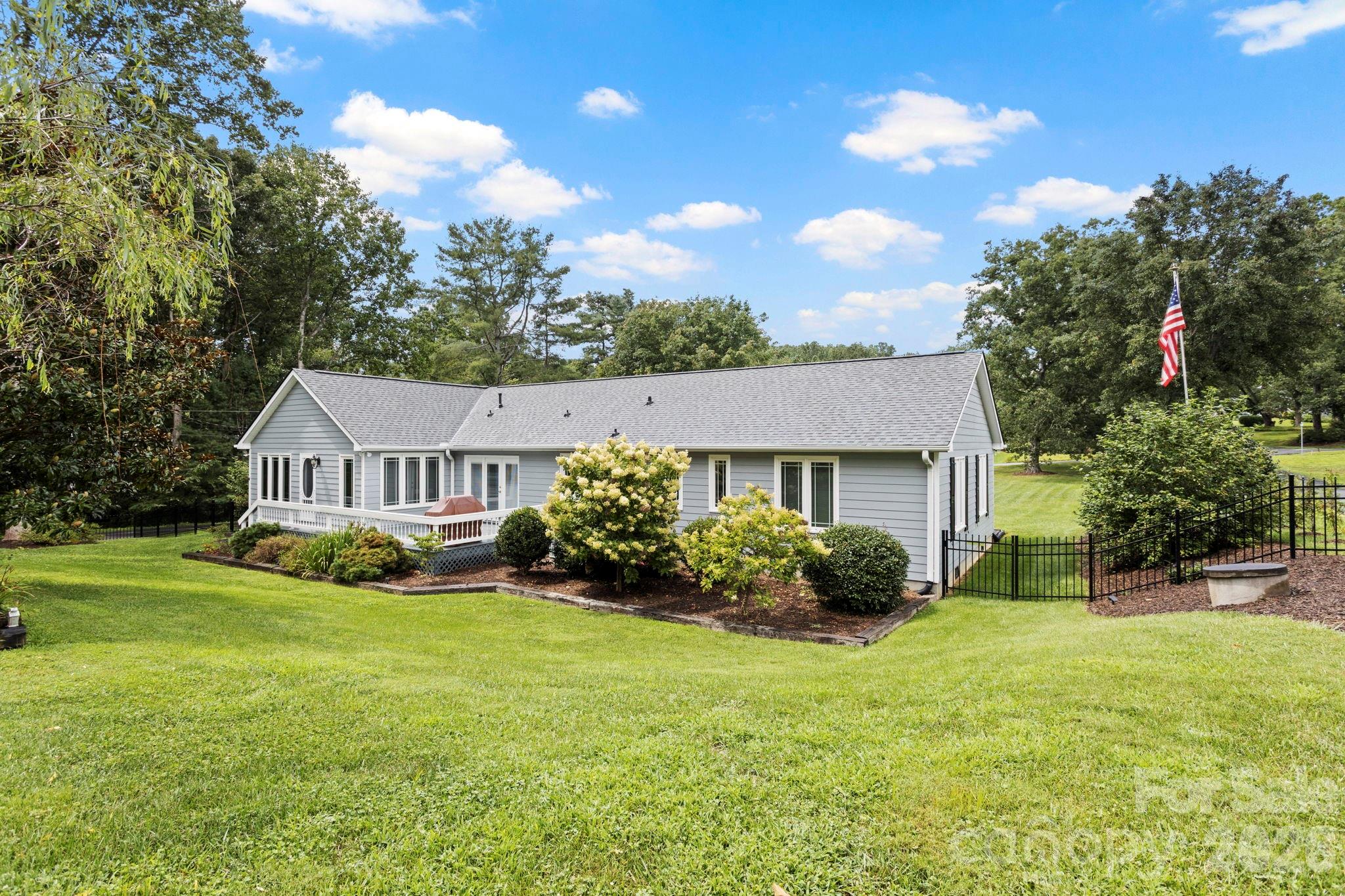 231 Kimberly Ann Drive — Hendersonville