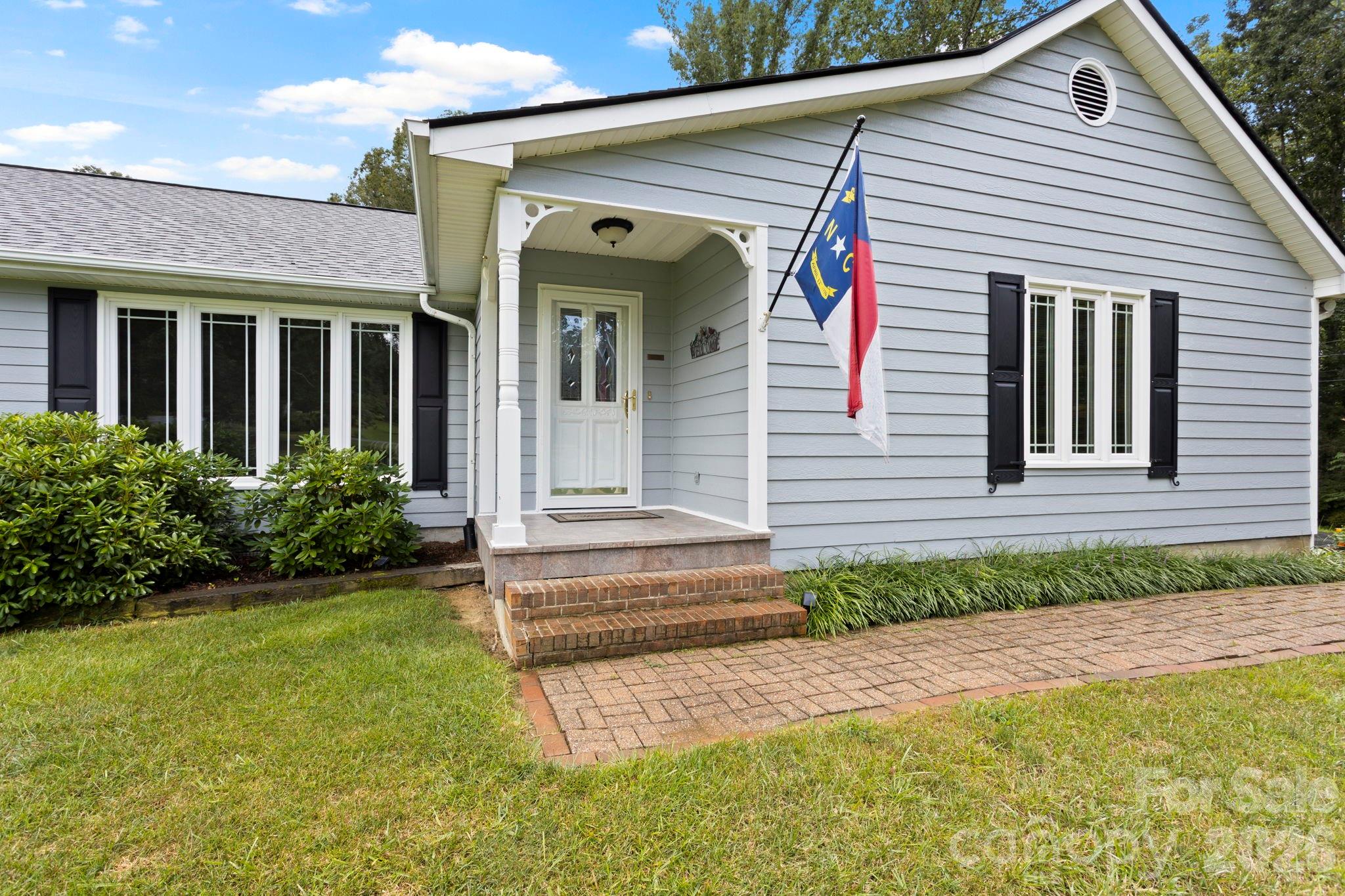231 Kimberly Ann Drive — Hendersonville