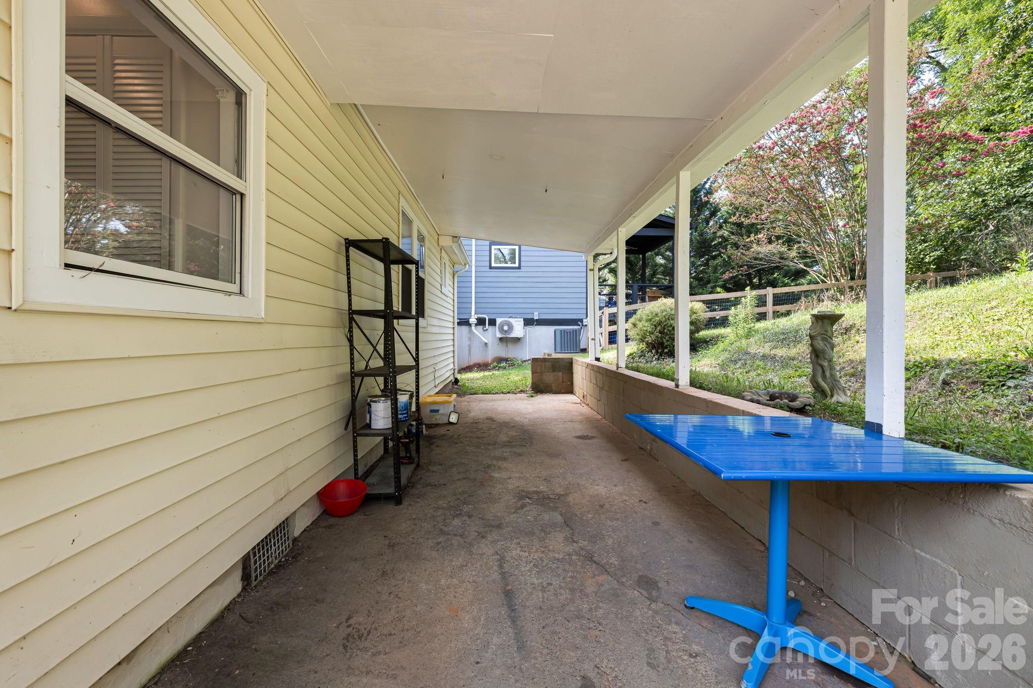 48 Carrier Street — Asheville