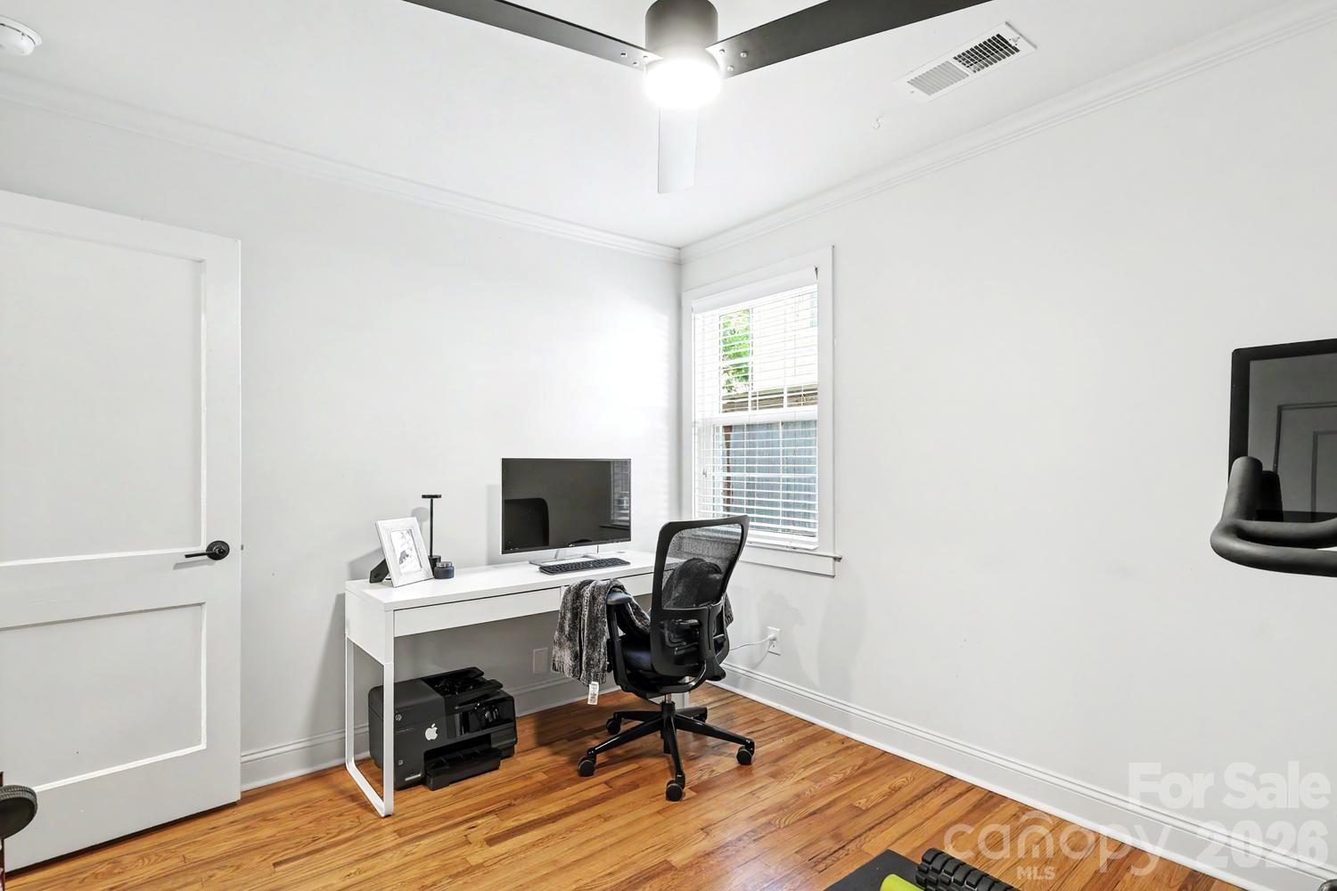 1333 Cortland Road E — Charlotte