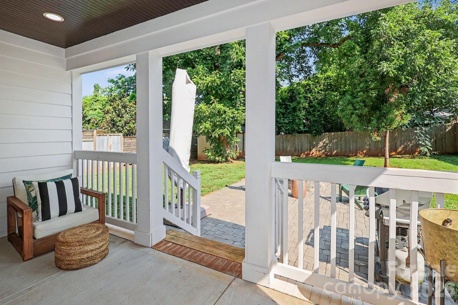 1333 Cortland Road E — Charlotte