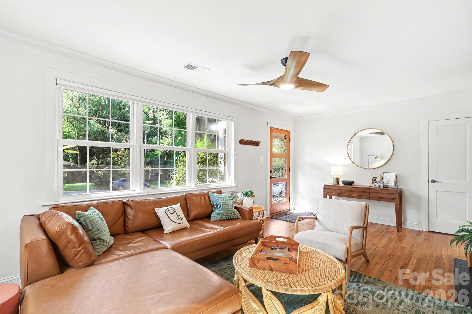 1333 Cortland Road E — Charlotte