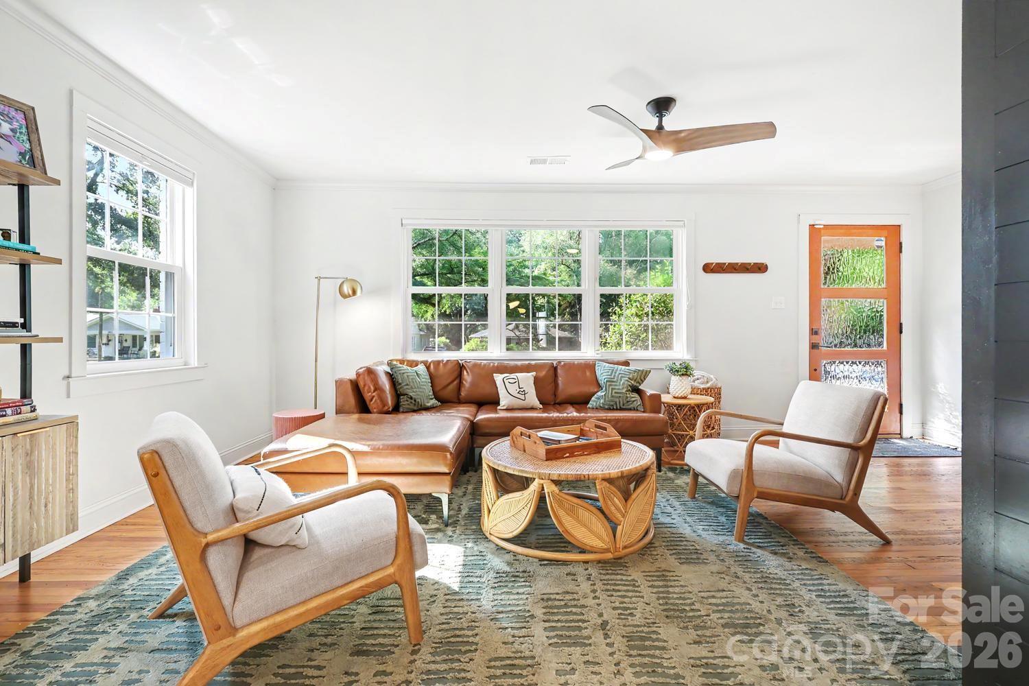 1333 Cortland Road E — Charlotte