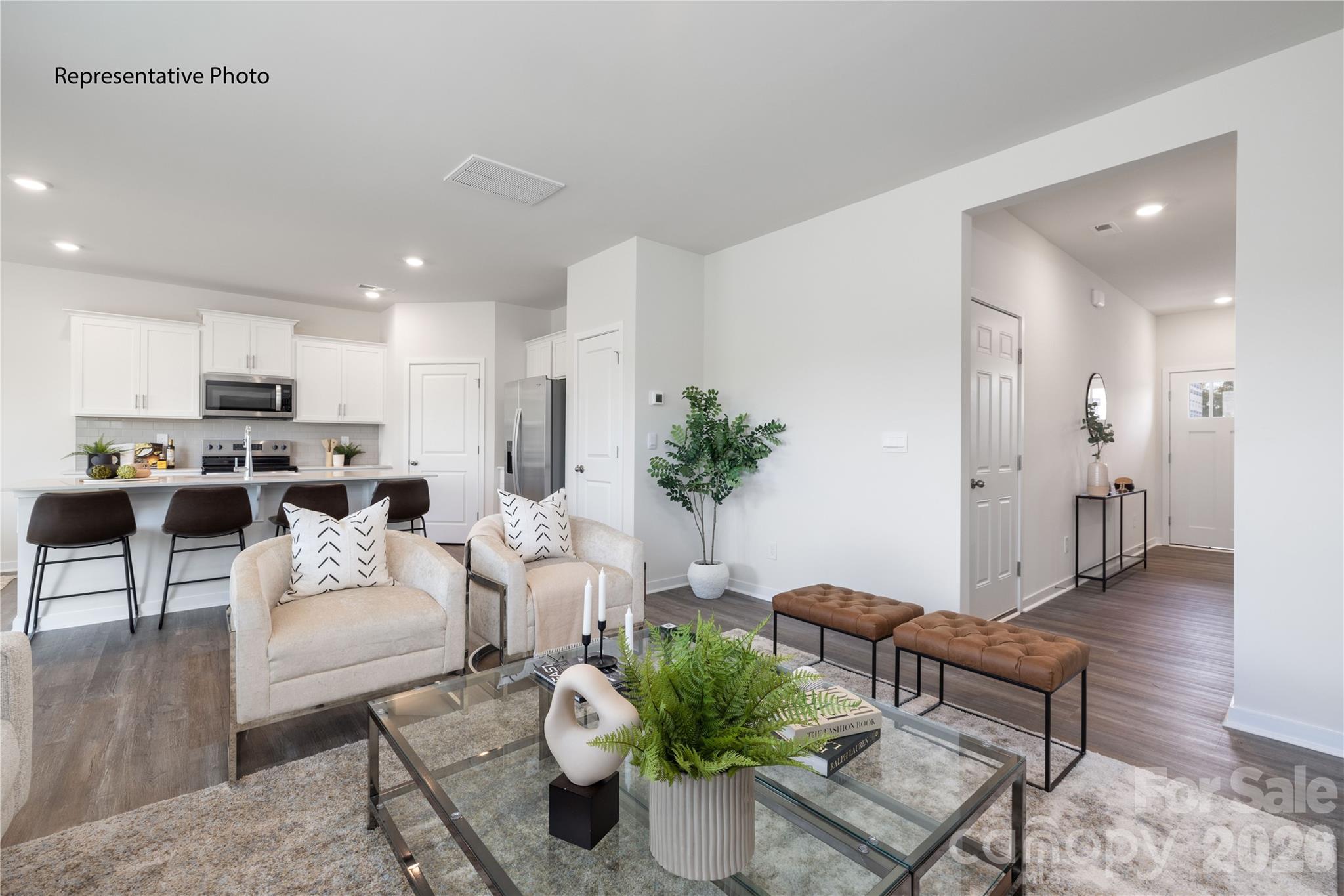 2117 10th Street SE — Hickory