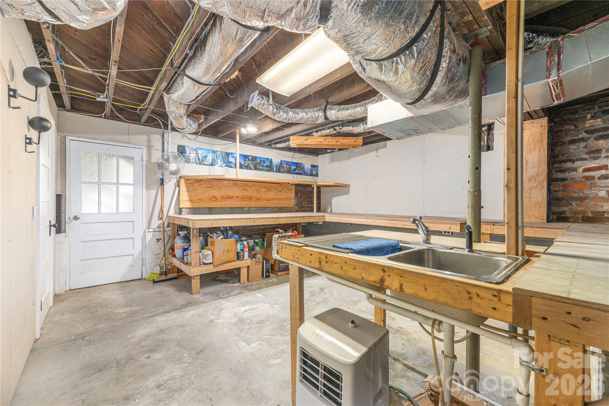 6 Birch Street — Asheville