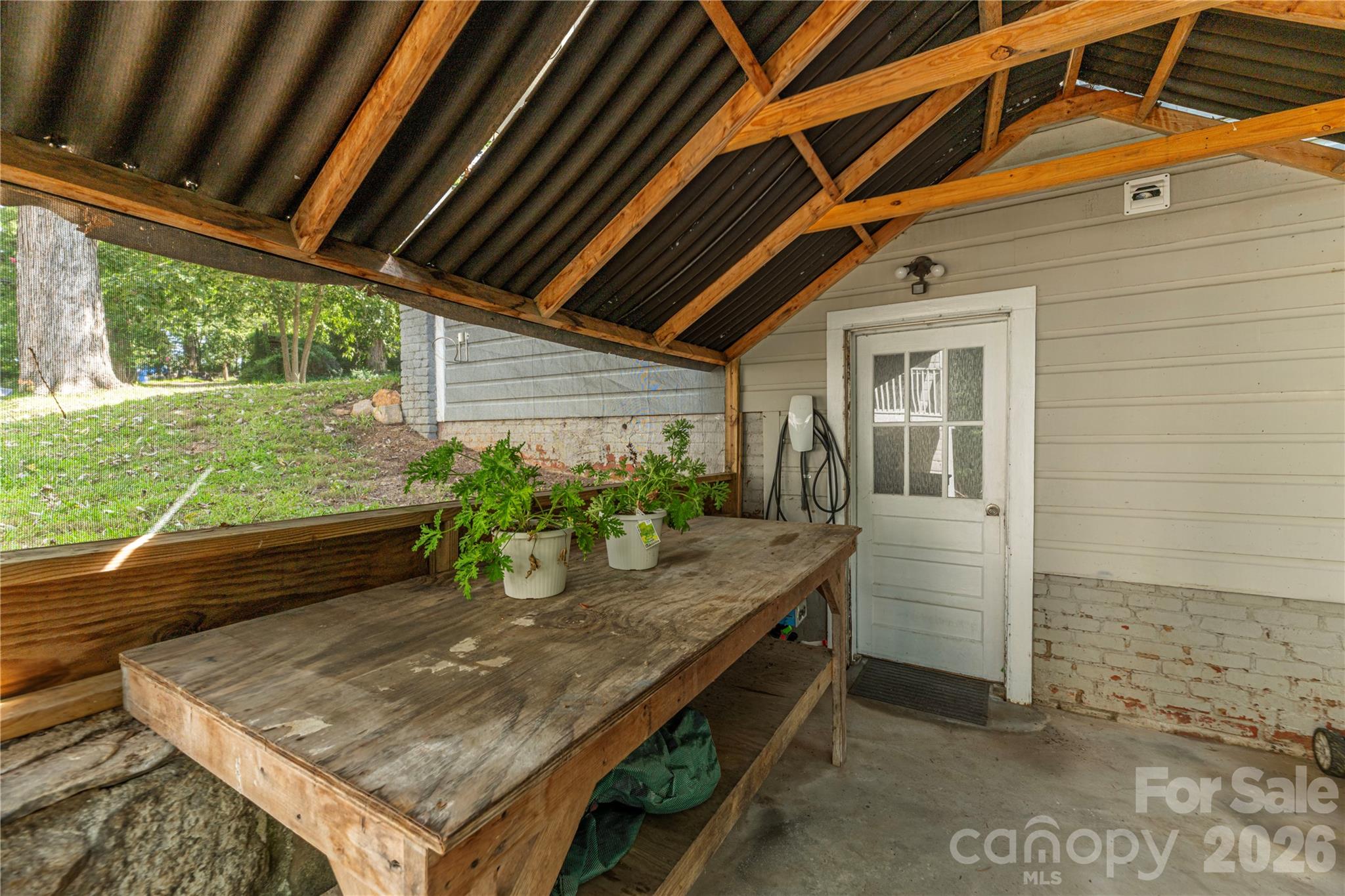 6 Birch Street — Asheville