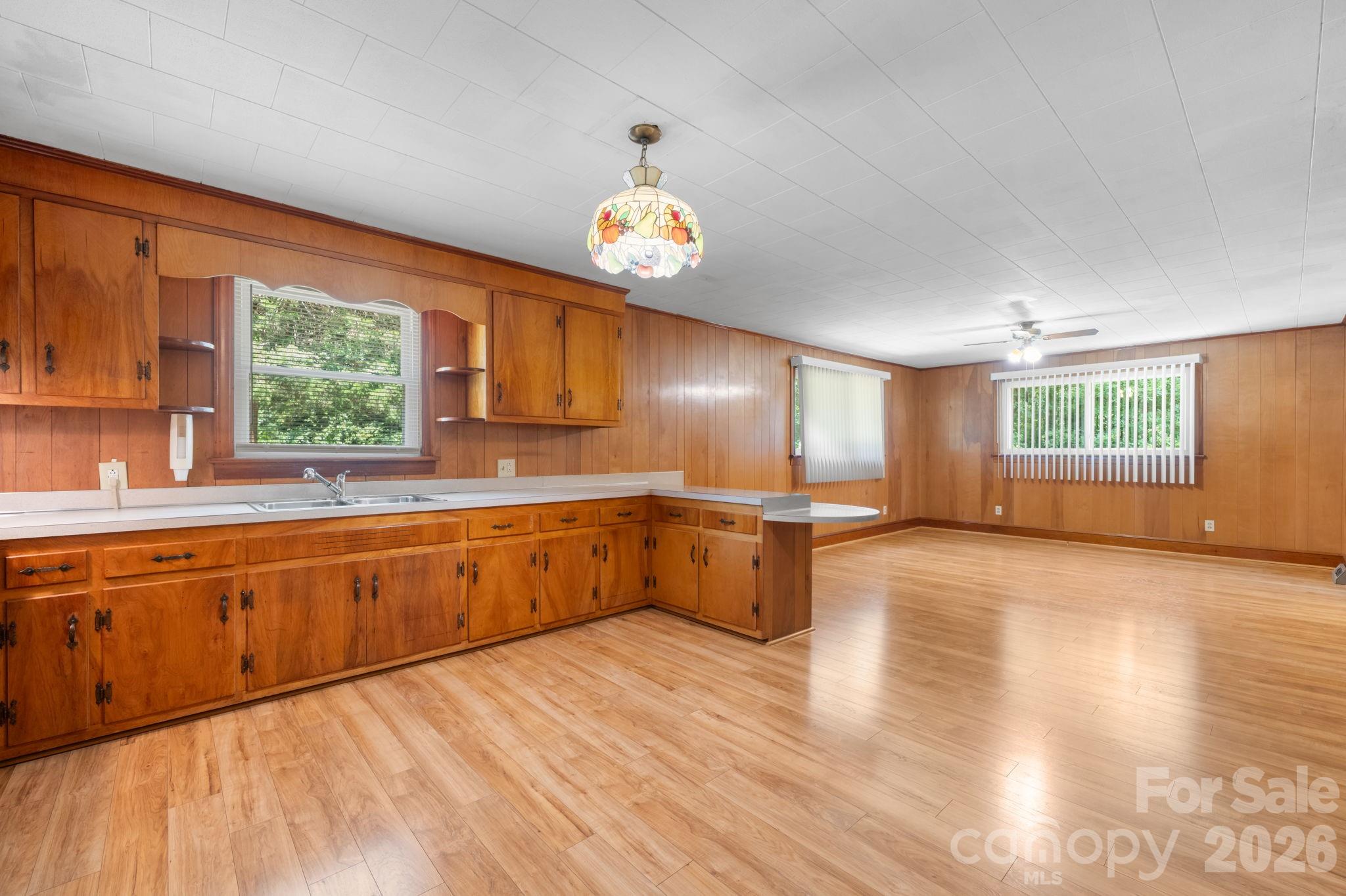 4370 Dynasty Lane — Hudson