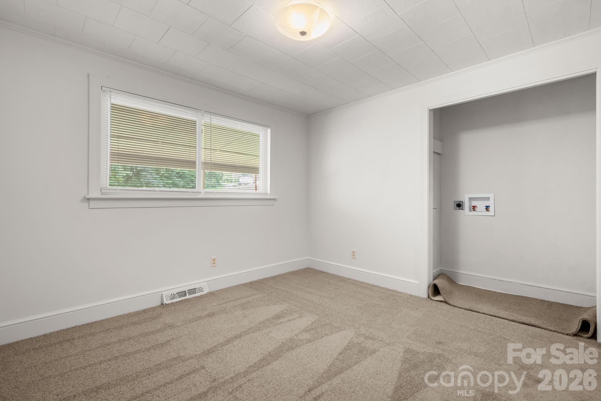 4370 Dynasty Lane — Hudson