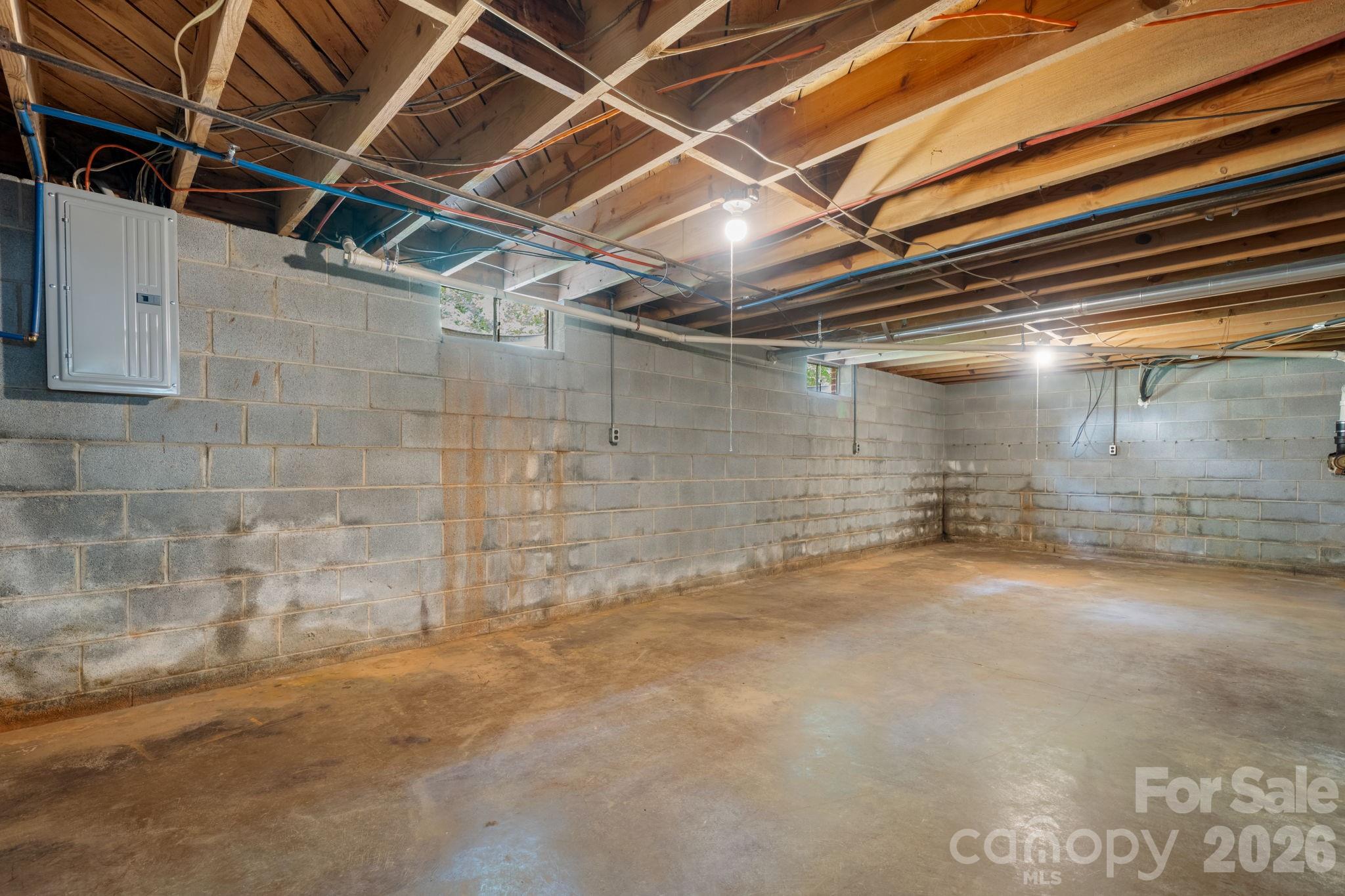 4370 Dynasty Lane — Hudson