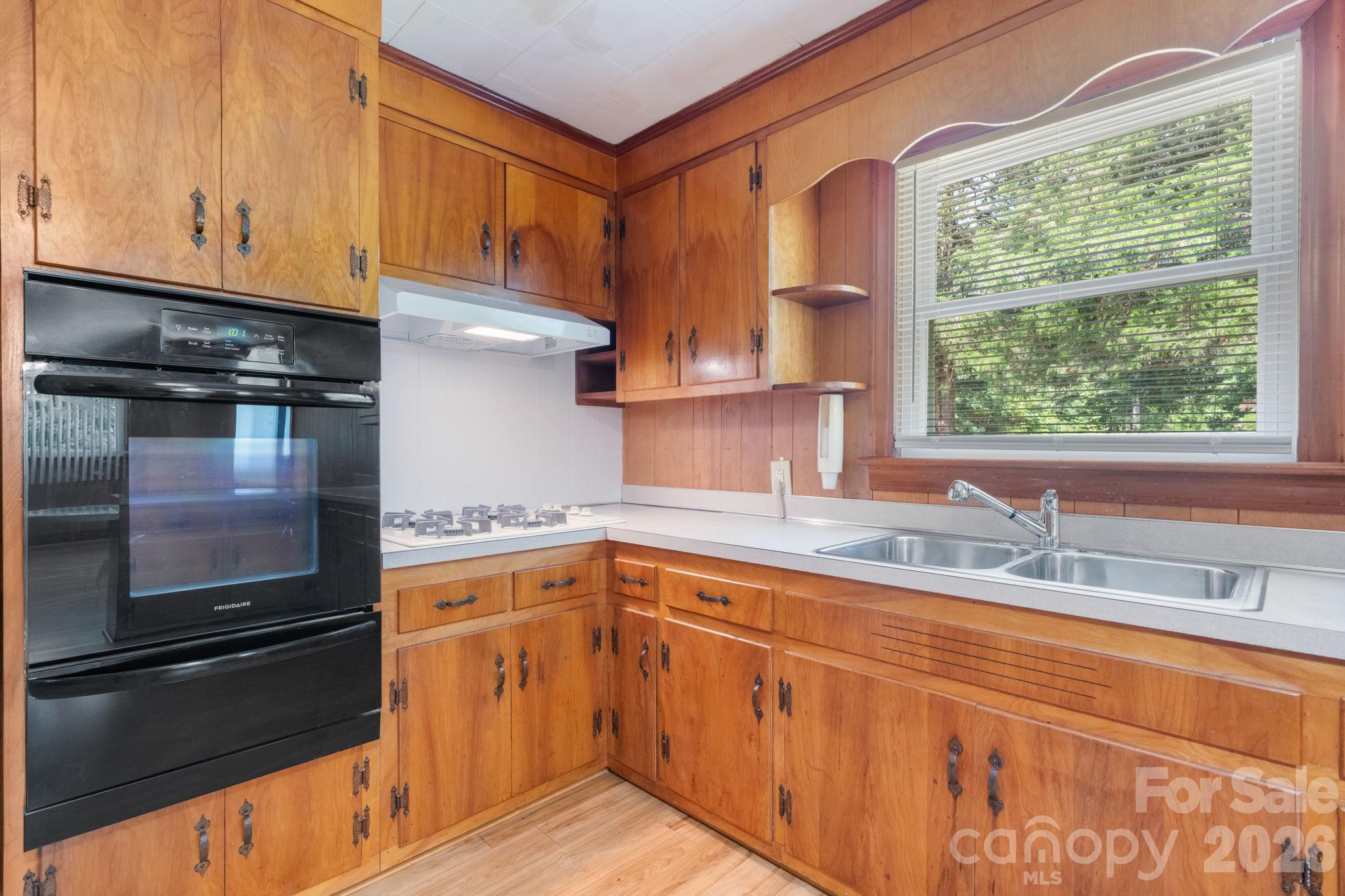 4370 Dynasty Lane — Hudson
