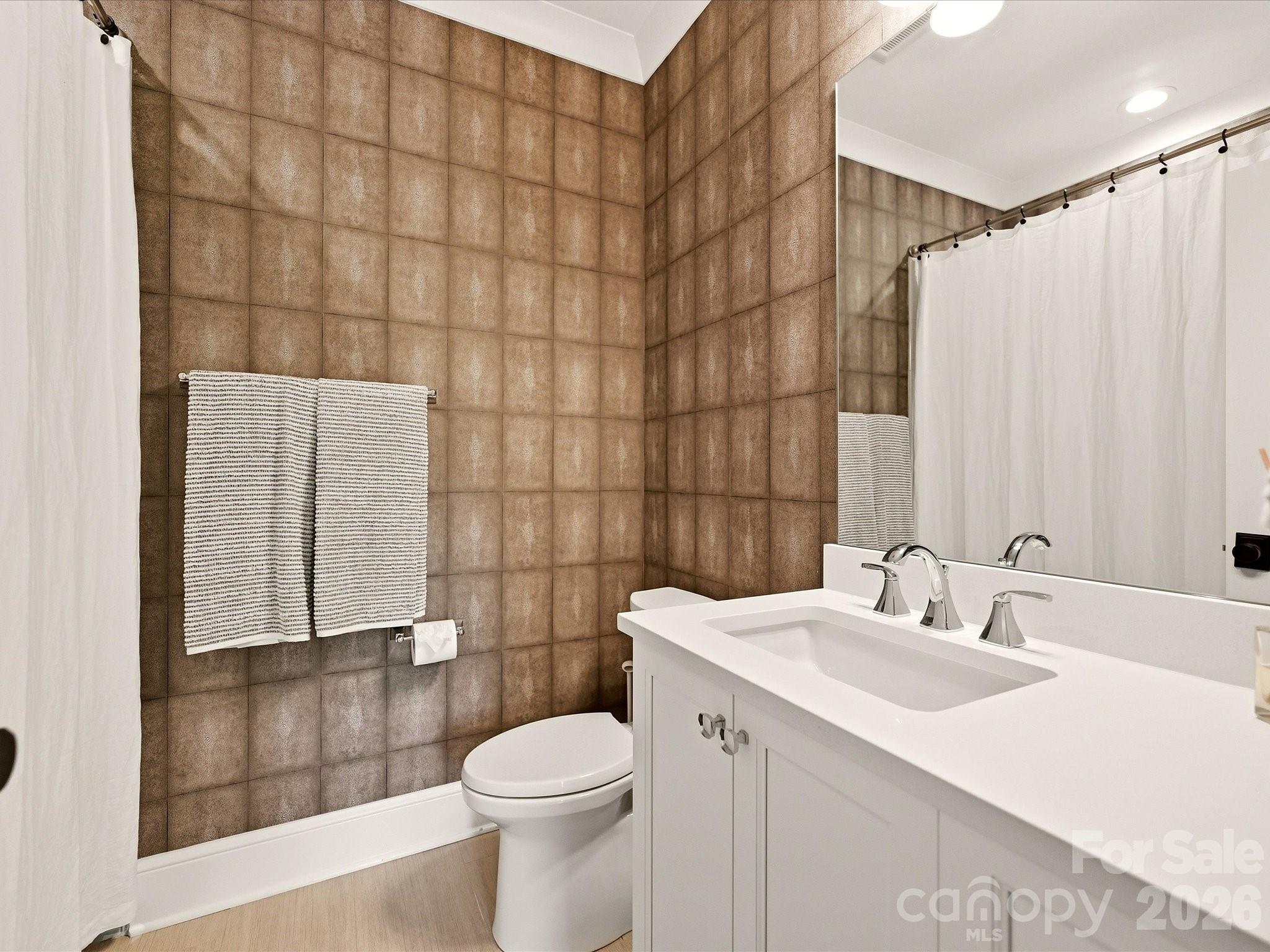 2820 Irby Drive — Charlotte