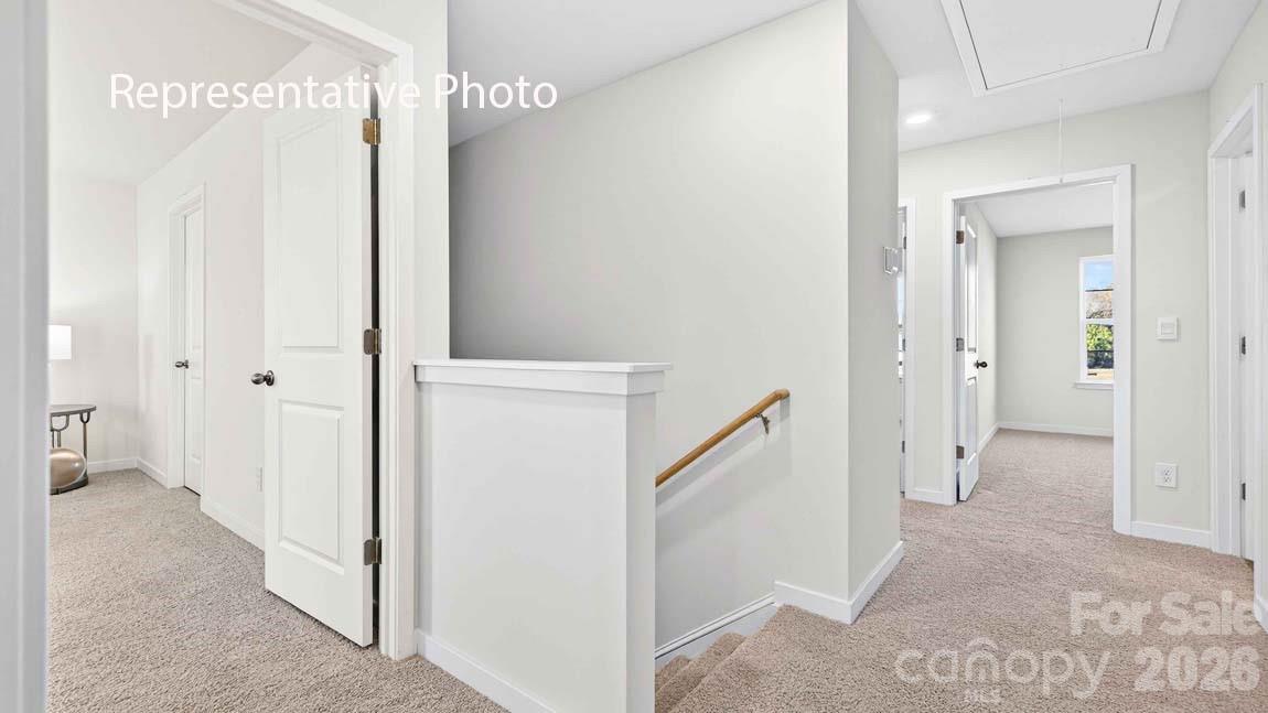 2121 10th Street SE — Hickory