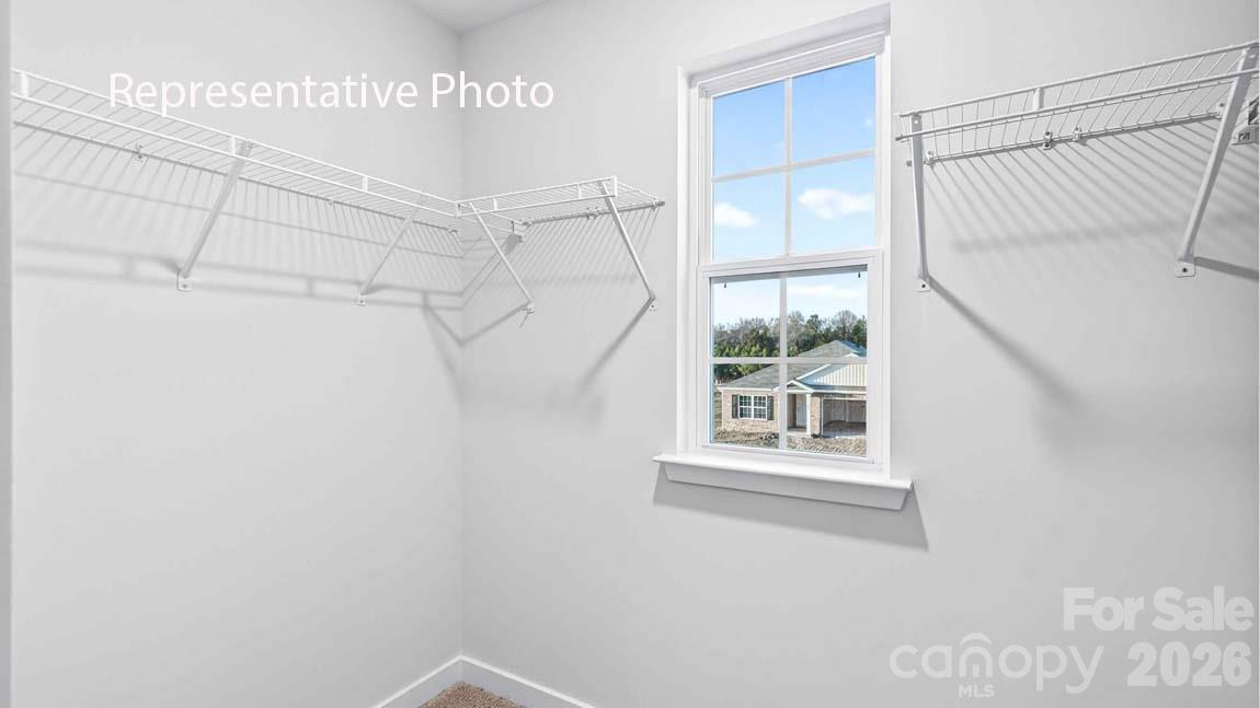 2121 10th Street SE — Hickory