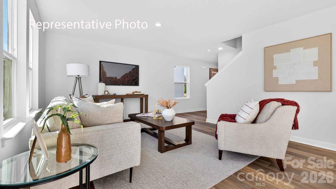 2121 10th Street SE — Hickory