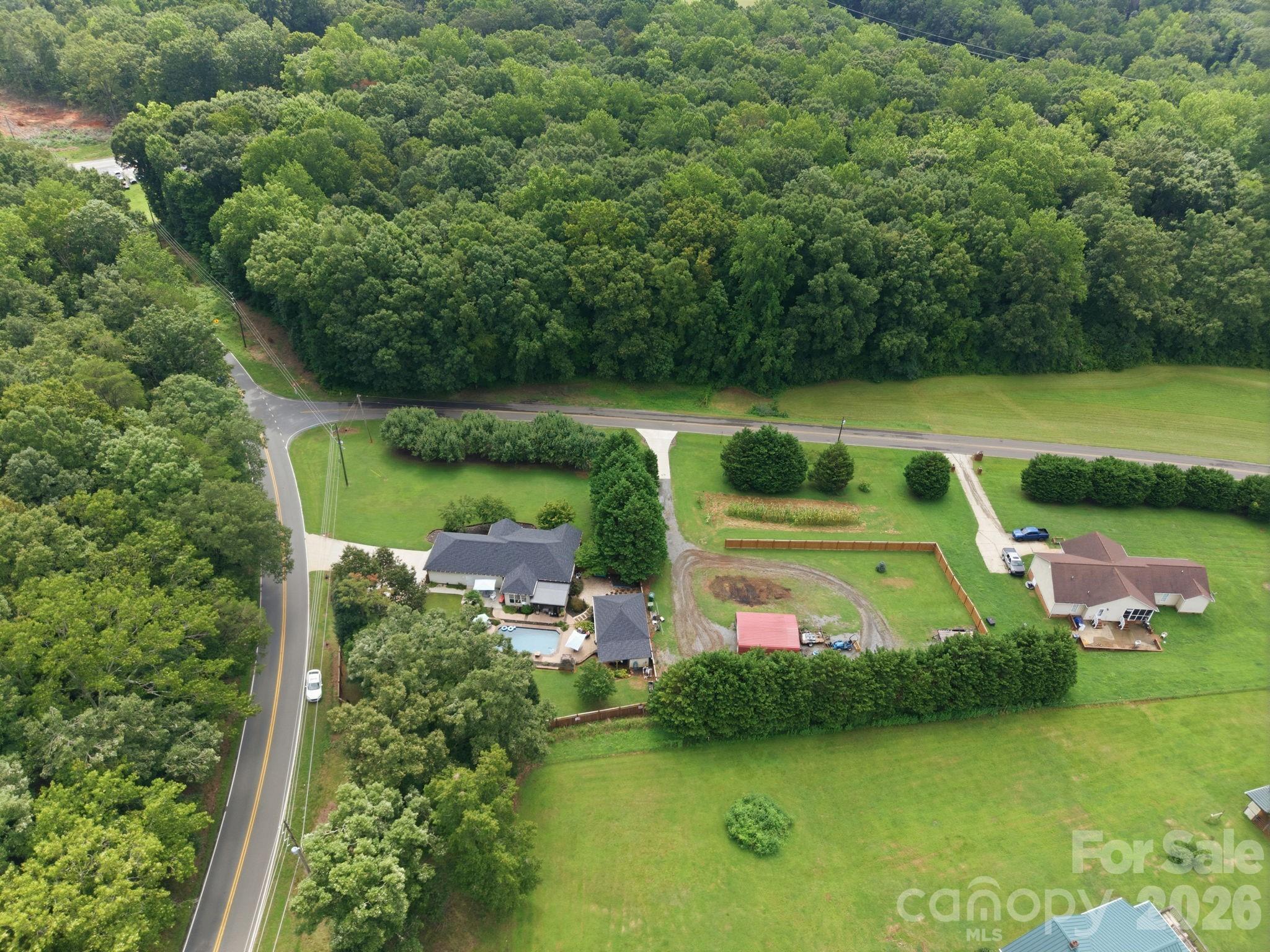 359 Huffstetler Lake Road — Dallas